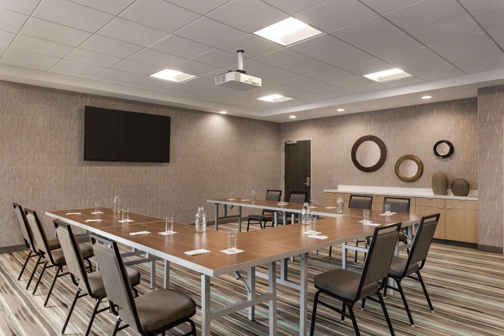 Home2 Suites By Hilton Madison Central Alliant Energy Center photo 31