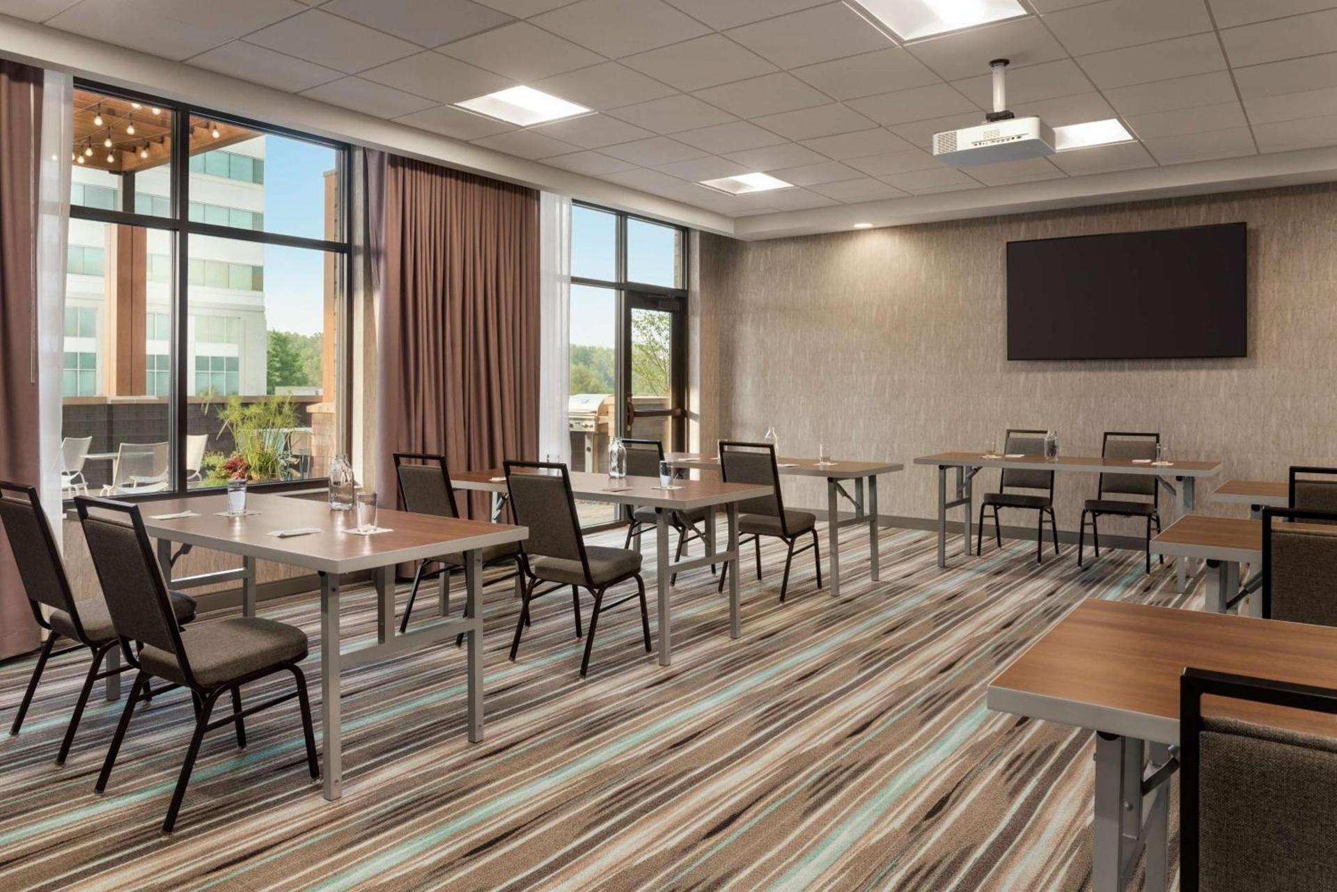 Home2 Suites By Hilton Madison Central Alliant Energy Center photo 32