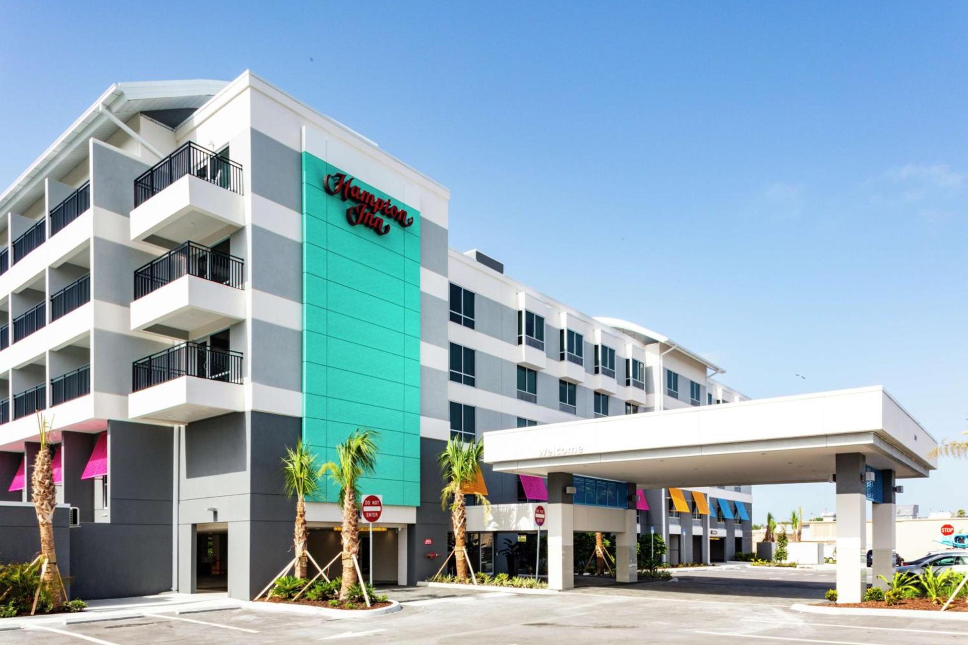 Hampton Inn Dunedin, Fl — hotel in Dunedin