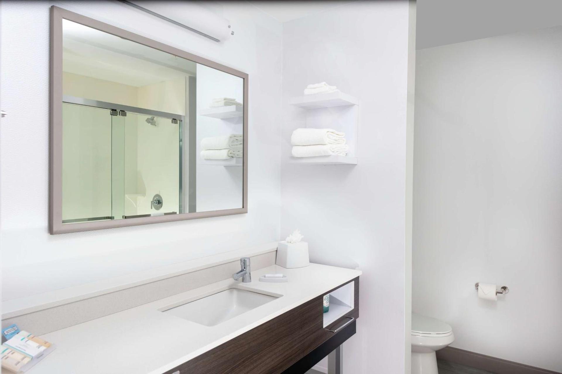 Hampton Inn Dunedin, Fl photo 16