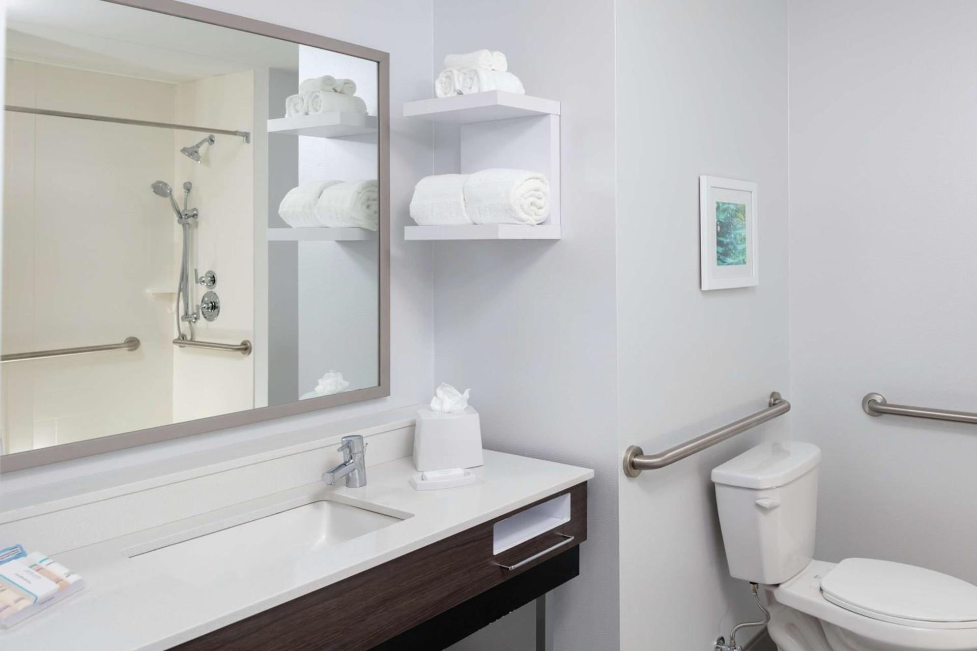 Hampton Inn Dunedin, Fl photo 22