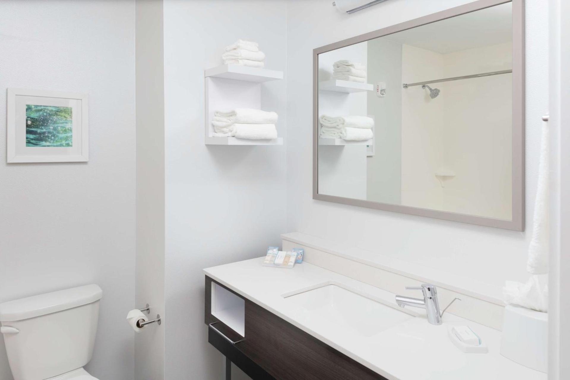 Hampton Inn Dunedin, Fl photo 23