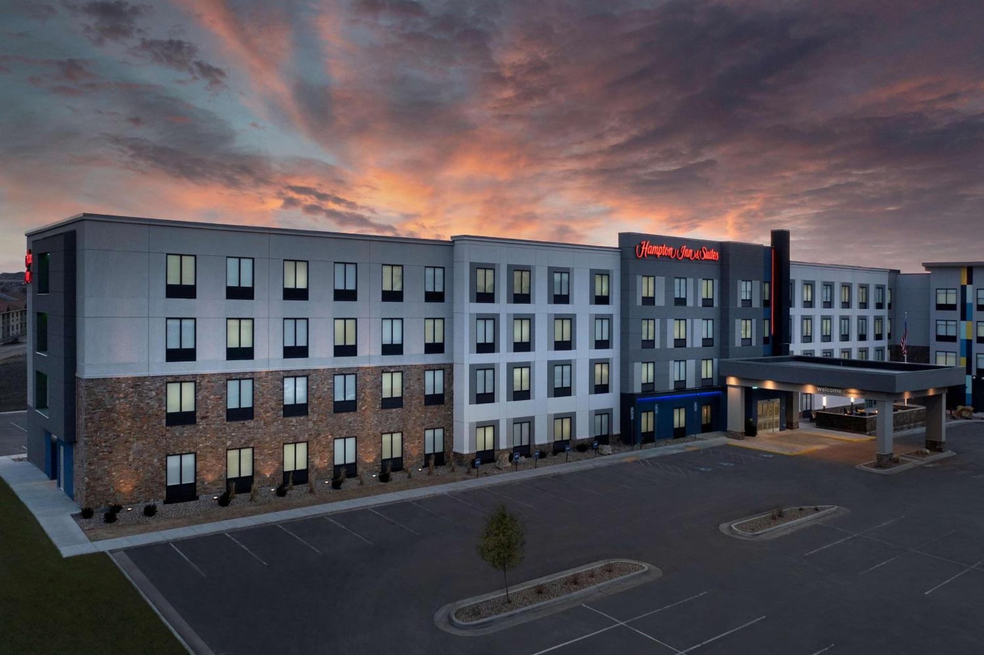 Hampton Inn & Suites Rapid City Rushmore, SD photo 1
