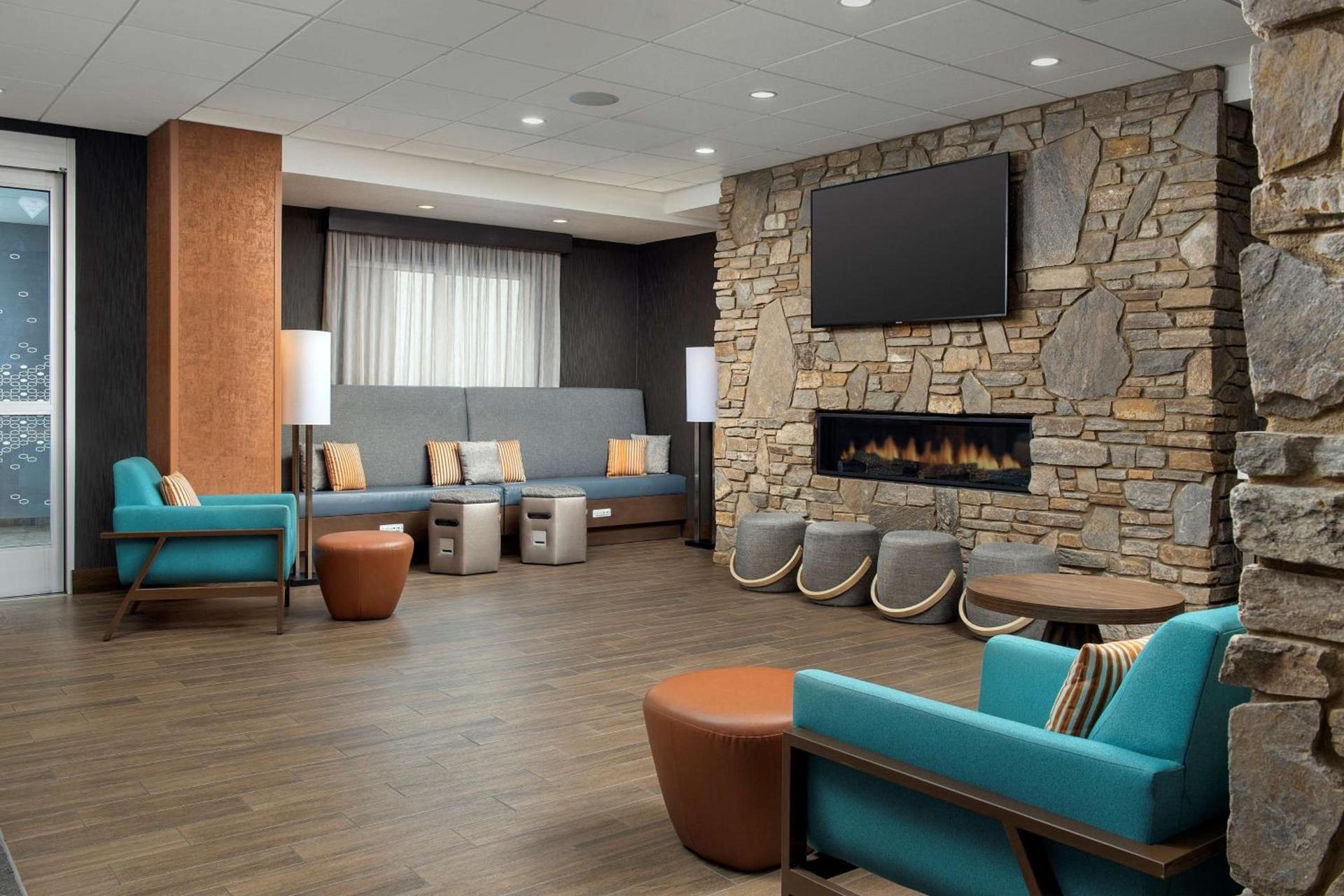 Hampton Inn & Suites Rapid City Rushmore, SD photo 11
