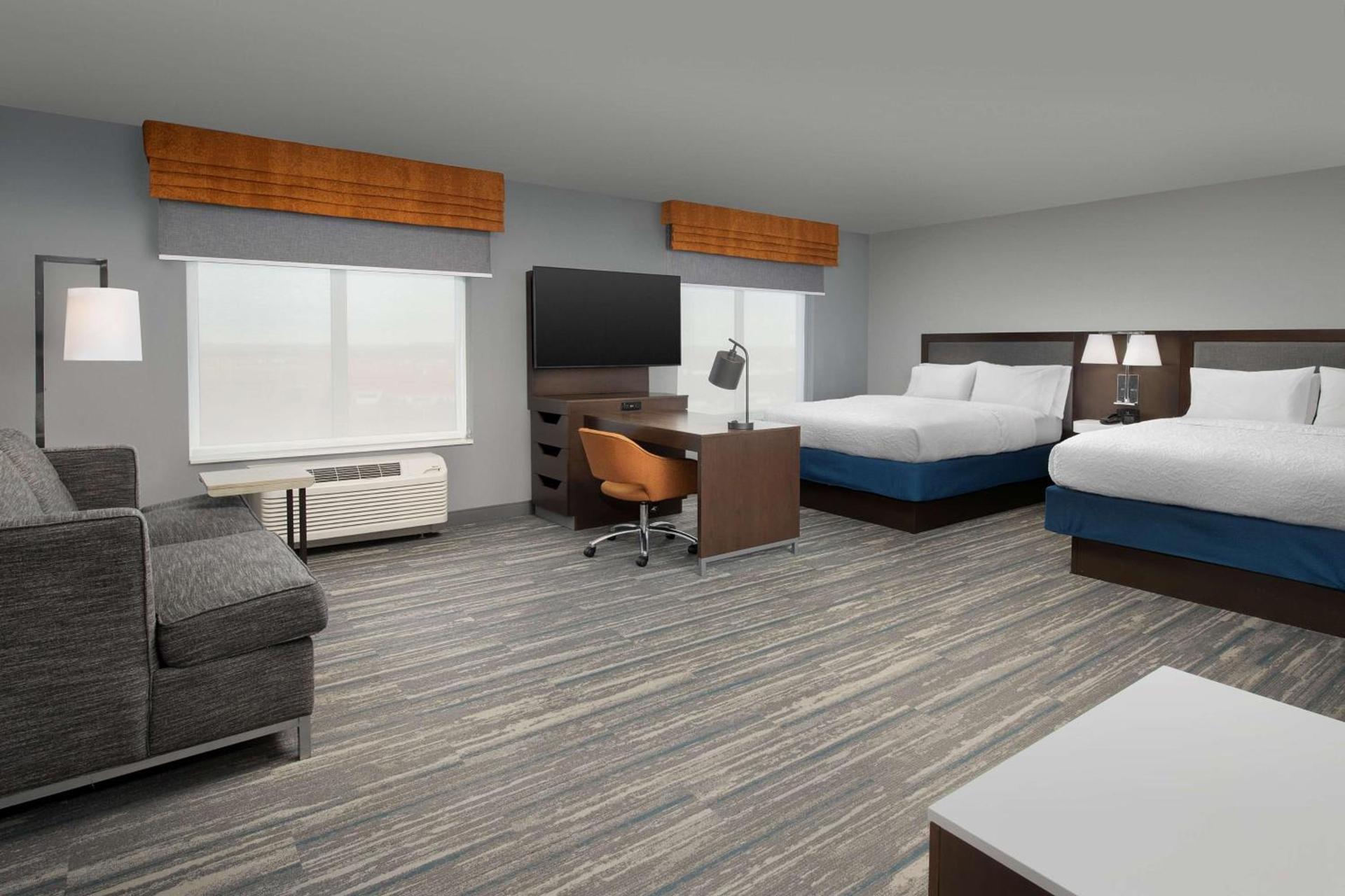 Hampton Inn & Suites Rapid City Rushmore, SD photo 41