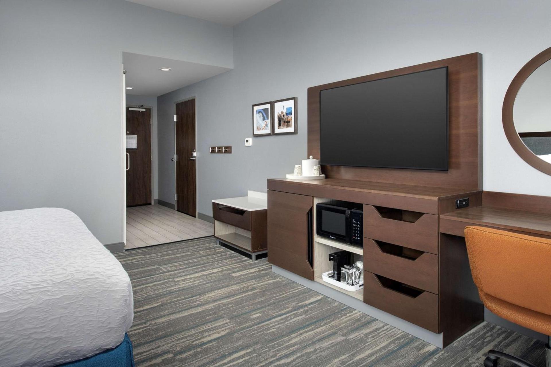 Hampton Inn & Suites Rapid City Rushmore, SD photo 51