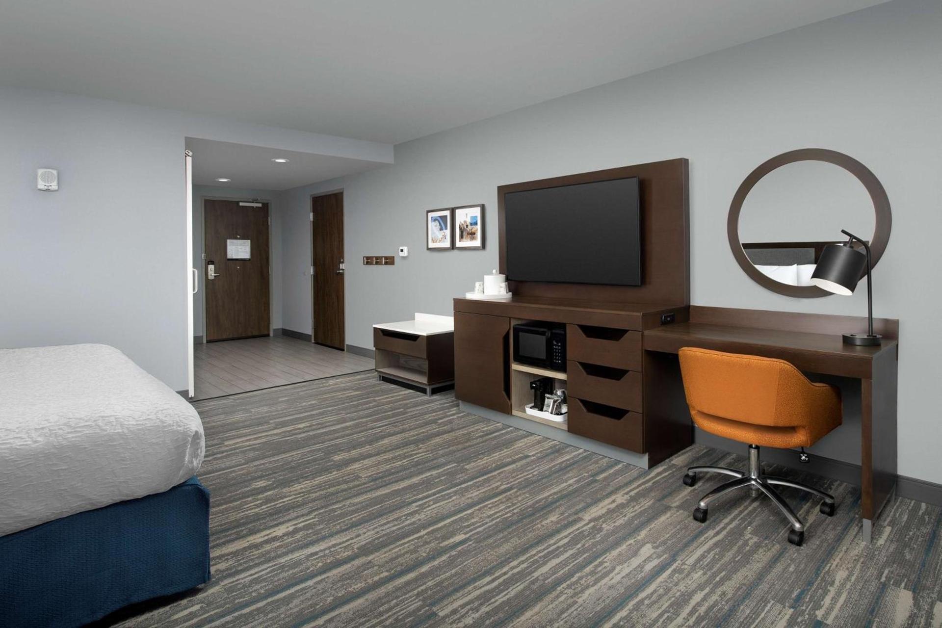 Hampton Inn & Suites Rapid City Rushmore, SD photo 52