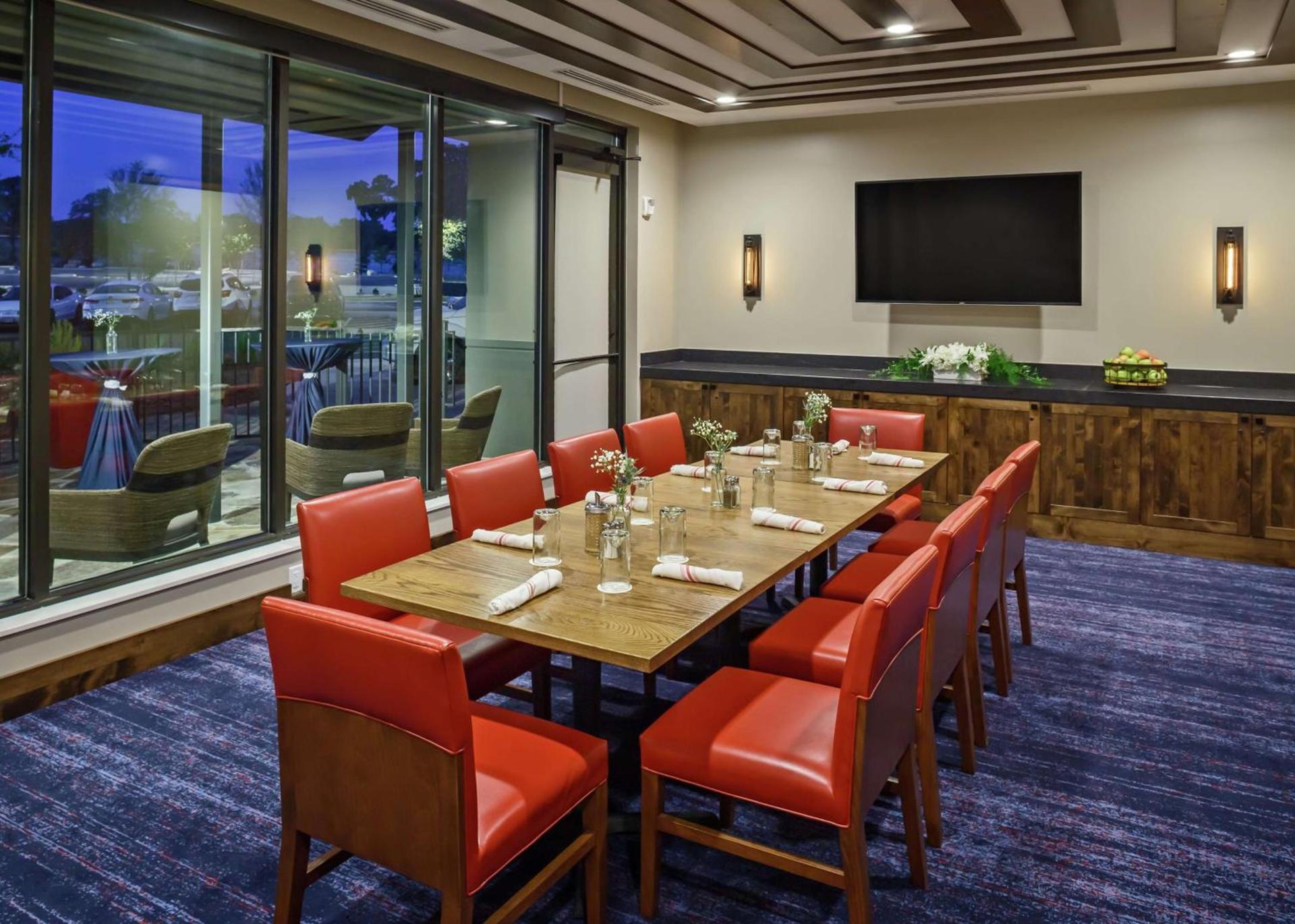 The Bevy Hotel Boerne, A Doubletree By Hilton photo 8