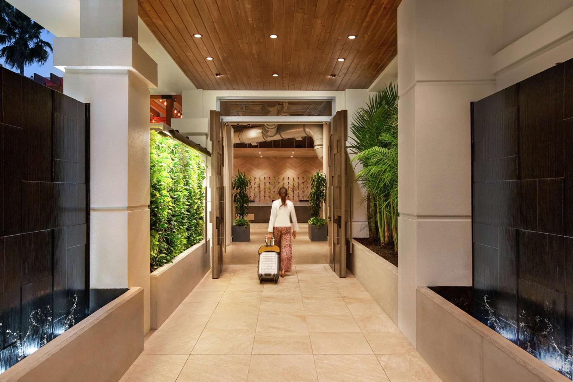 Hotel Alba Tampa, Tapestry Collection By Hilton photo 14