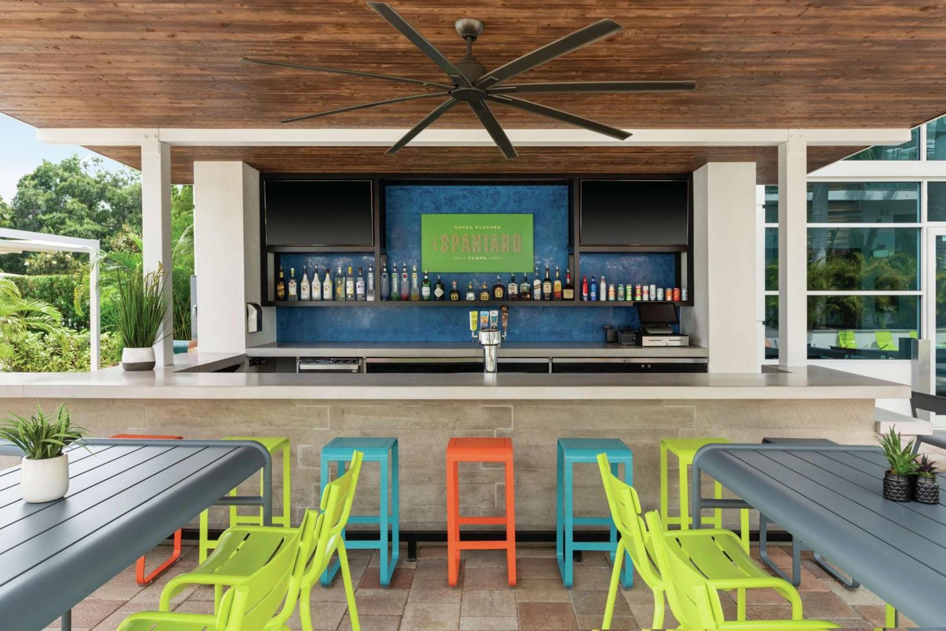 Hotel Alba Tampa, Tapestry Collection By Hilton photo 2