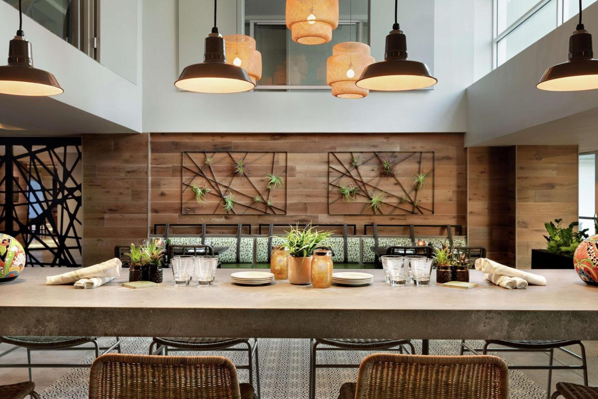 Hotel Alba Tampa, Tapestry Collection By Hilton photo 27