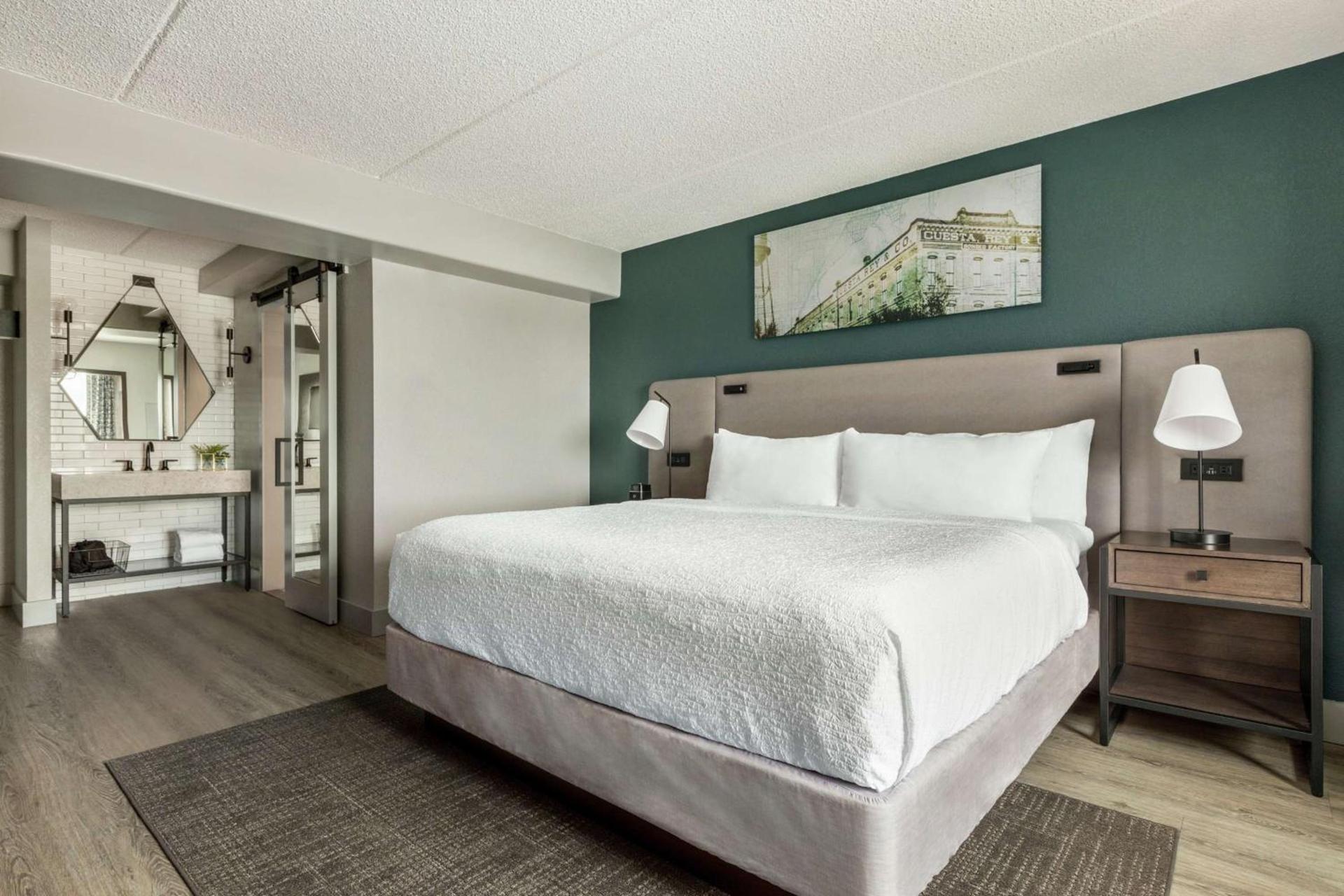 Hotel Alba Tampa, Tapestry Collection By Hilton photo 3