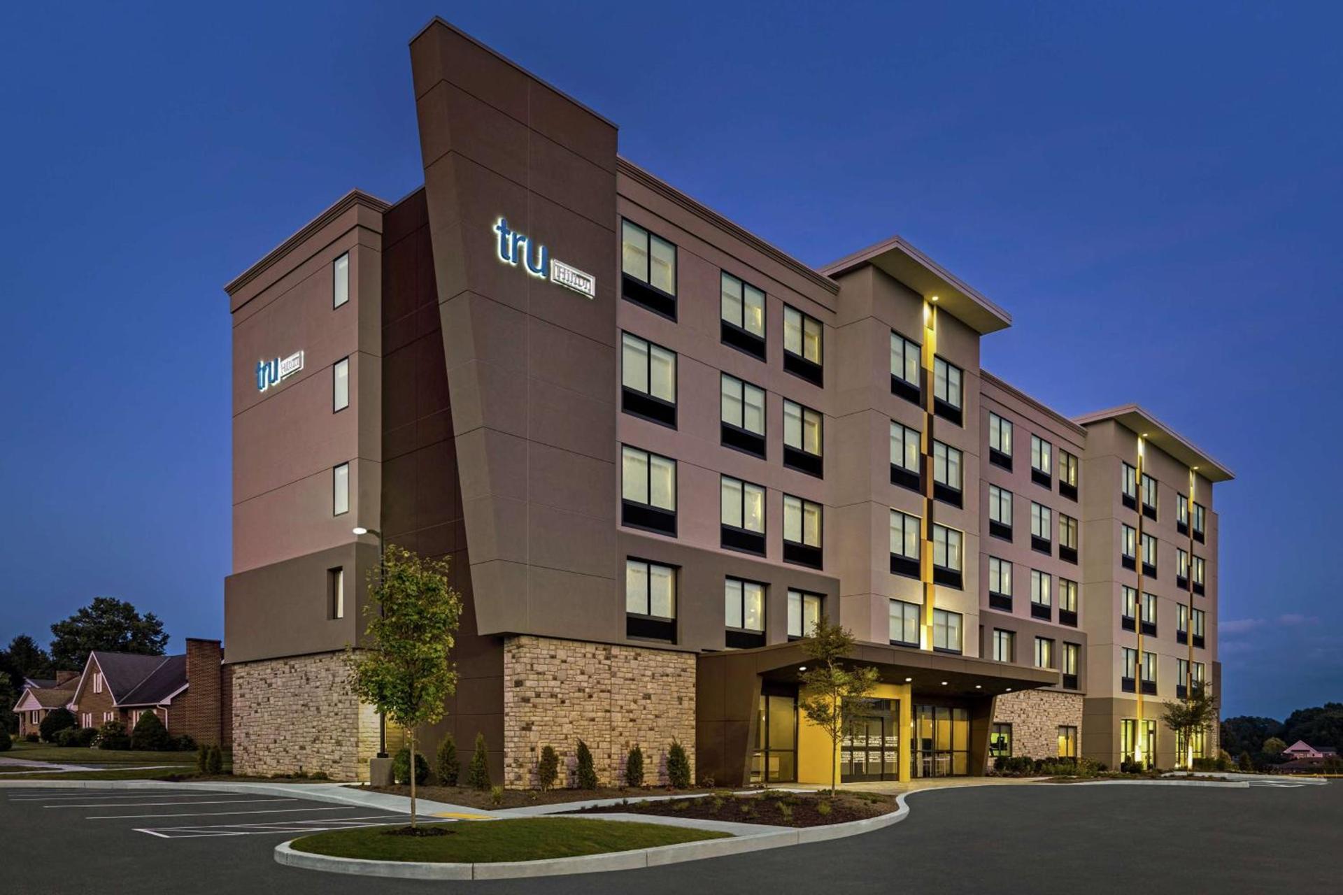 Tru By Hilton Hershey Chocolate Avenue photo 2