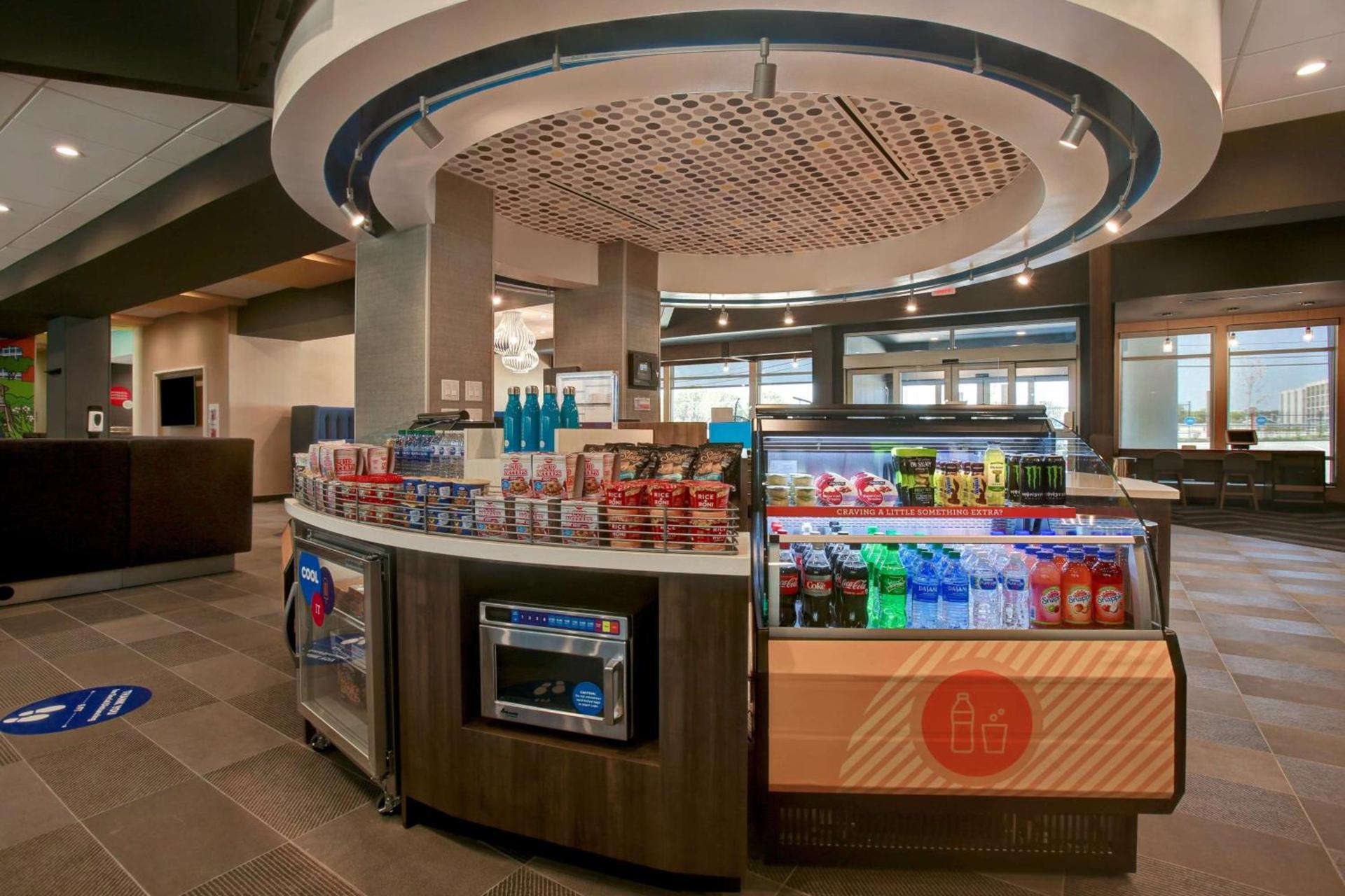 Tru By Hilton Grand Prairie photo 11