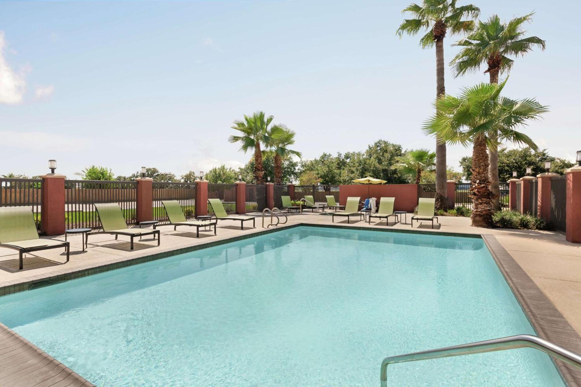 Hampton Inn Houston Hobby Airport photo 7