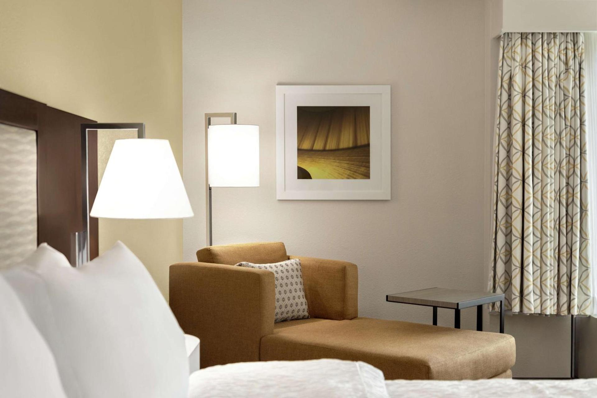Hampton Inn Houston Hobby Airport photo 17
