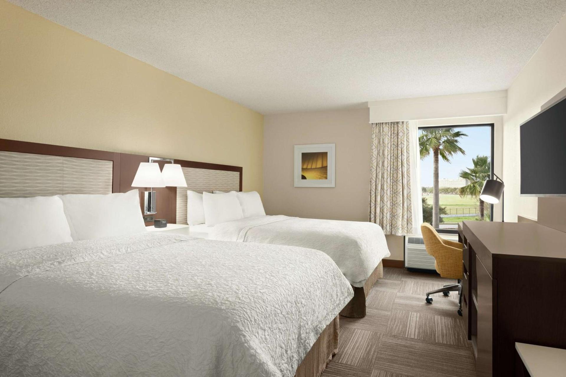 Hampton Inn Houston Hobby Airport photo 19