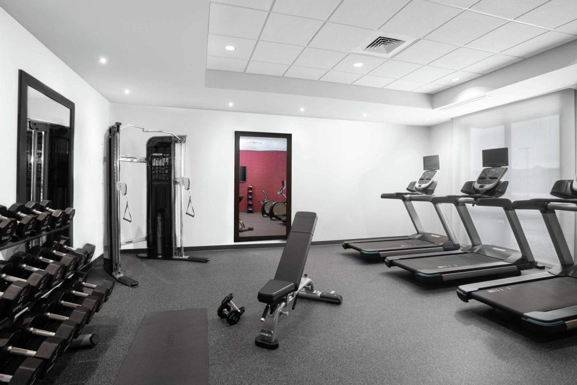 Home2 Suites by Hilton Long Island Brookhaven photo 13