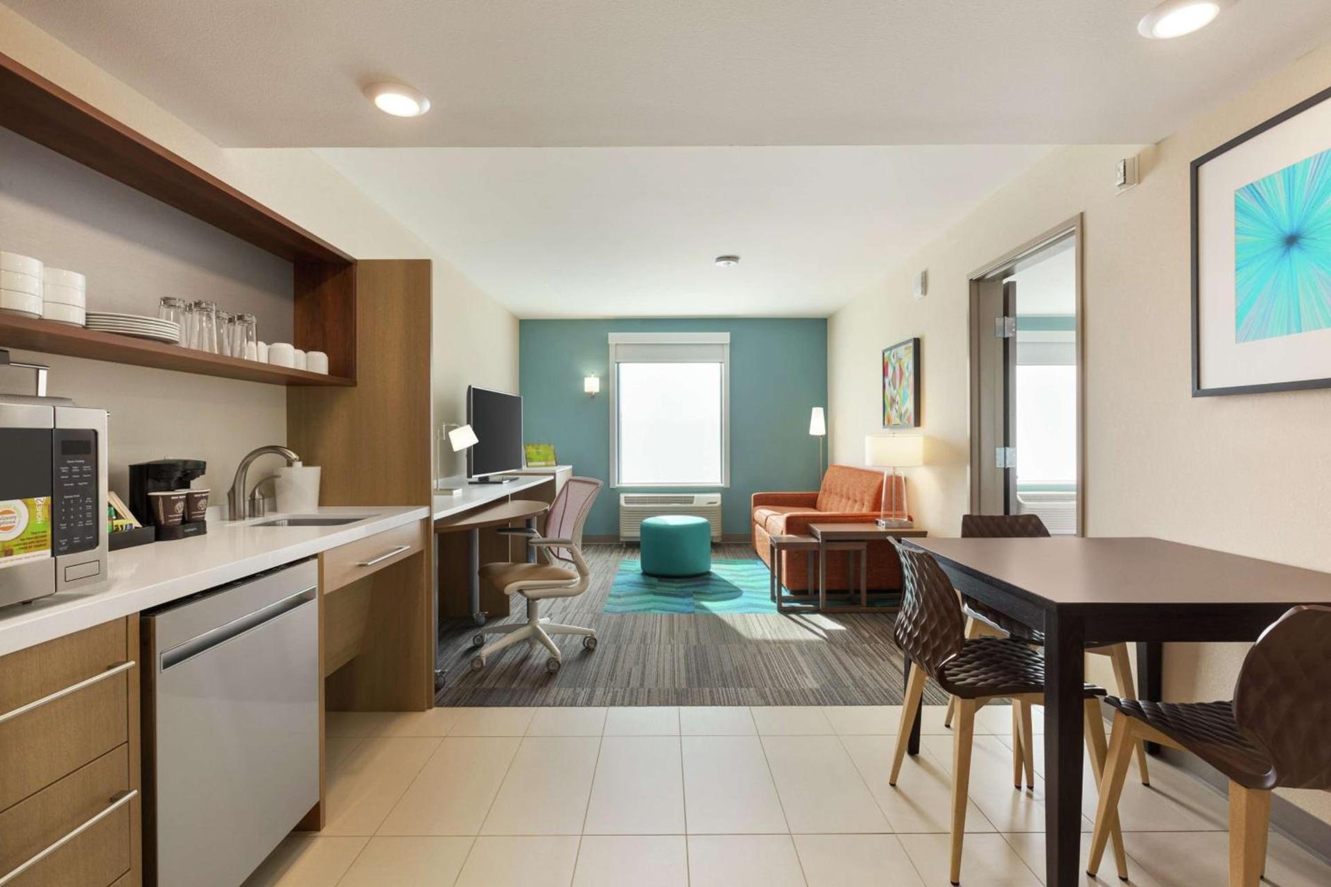 Home2 Suites By Hilton Portland Airport photo 25