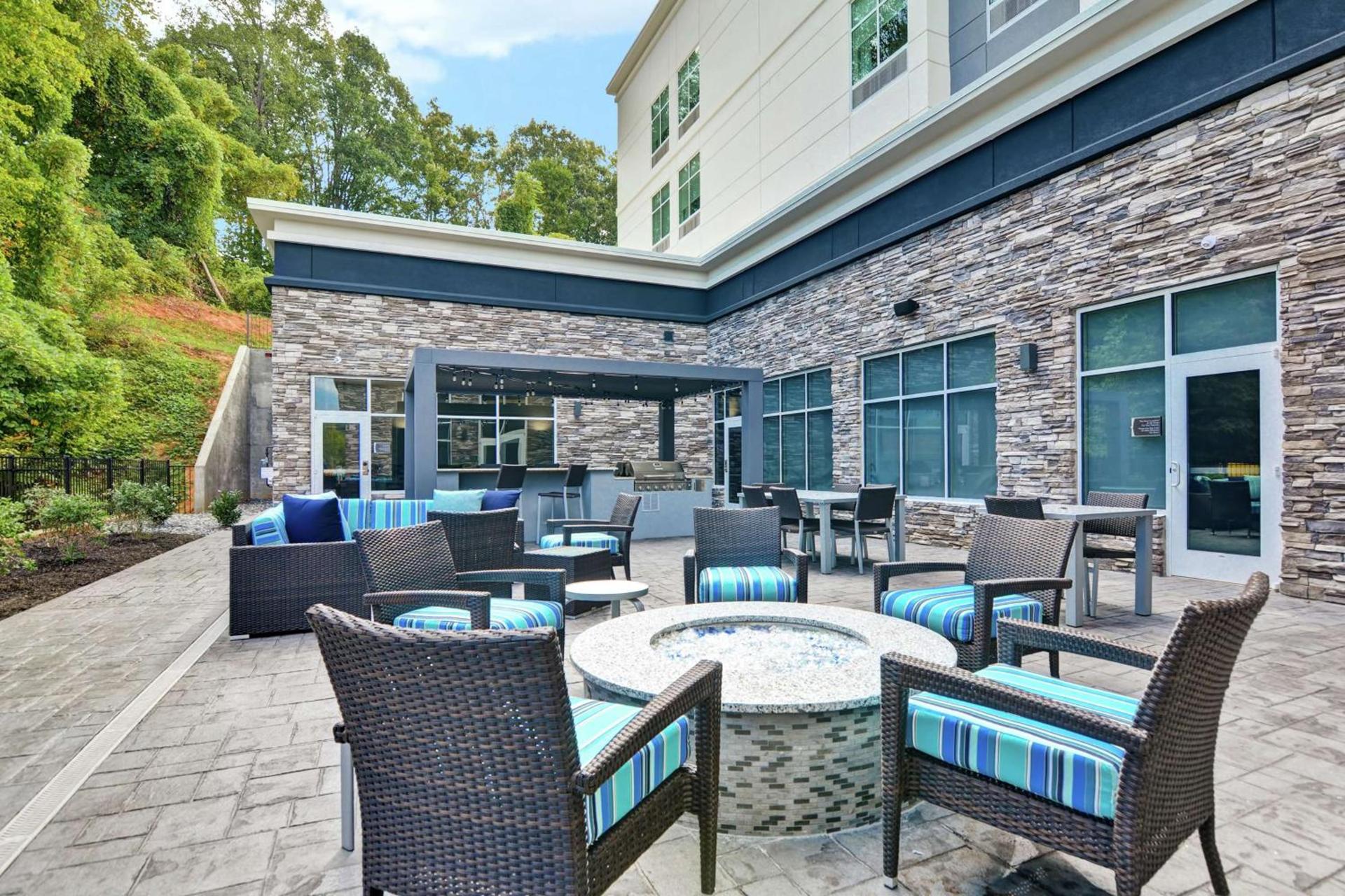 Homewood Suites By Hilton Lynchburg photo 5