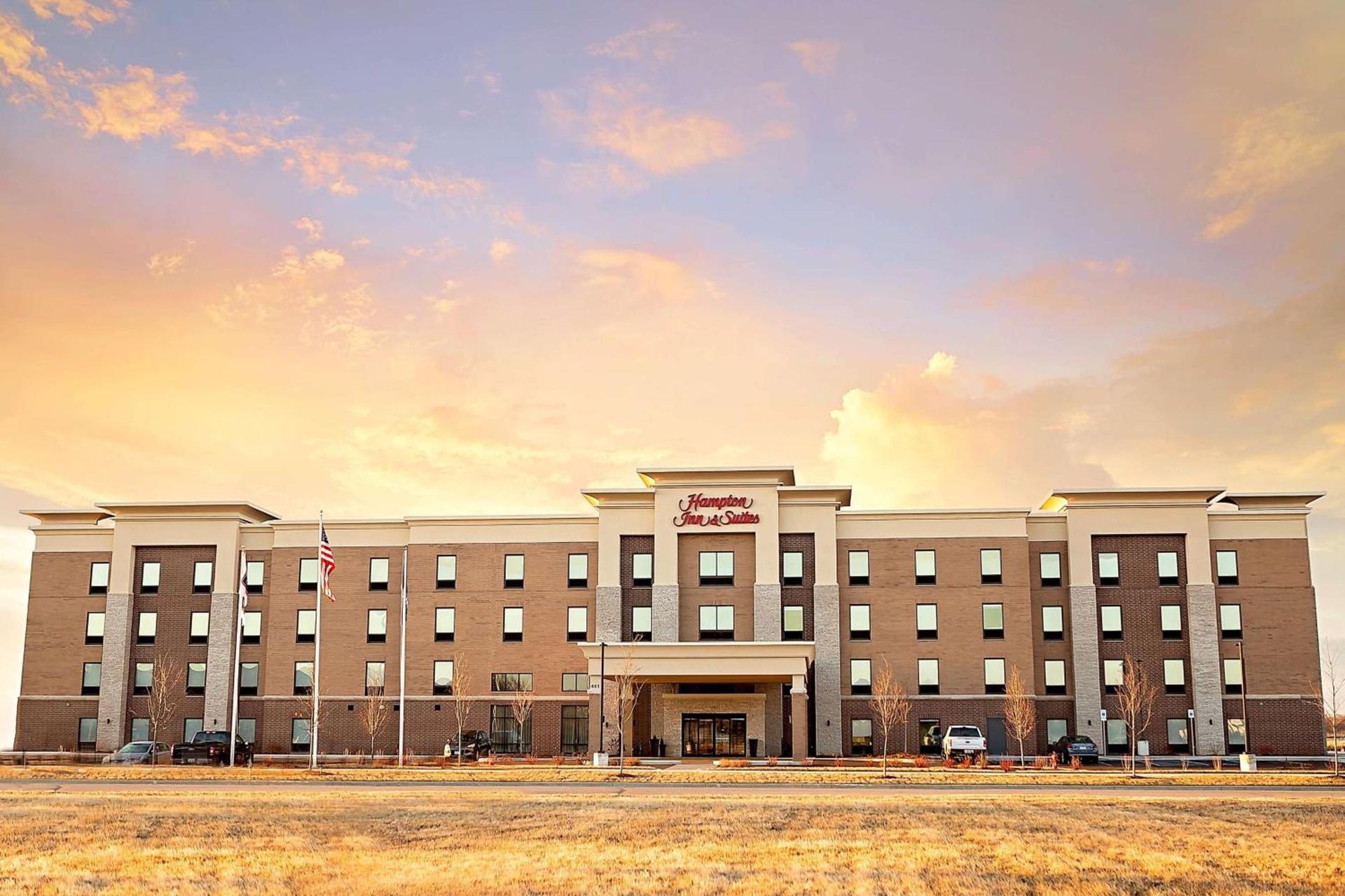 Hampton Inn and Suites Dundee photo 3