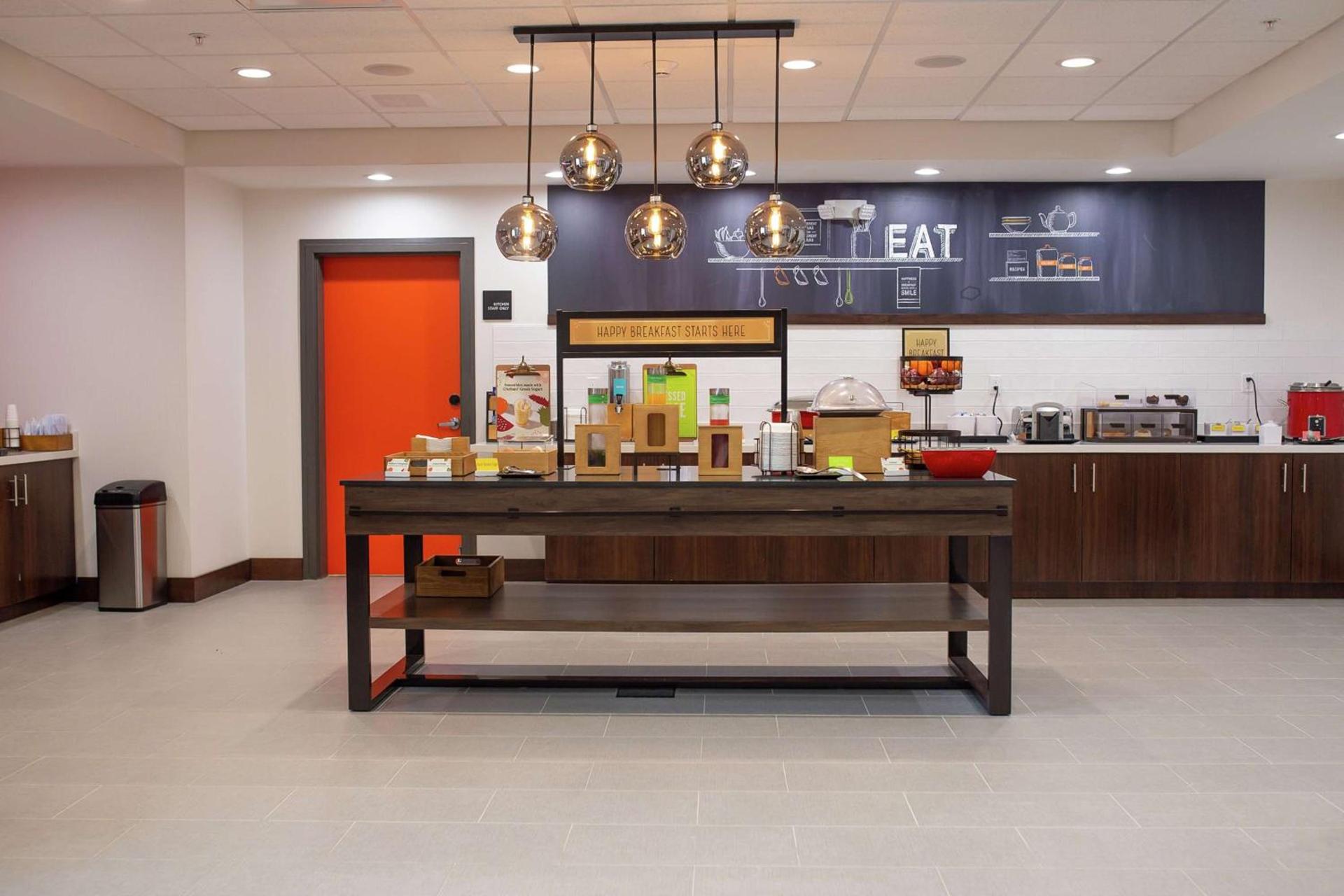 Hampton Inn and Suites Dundee photo 15