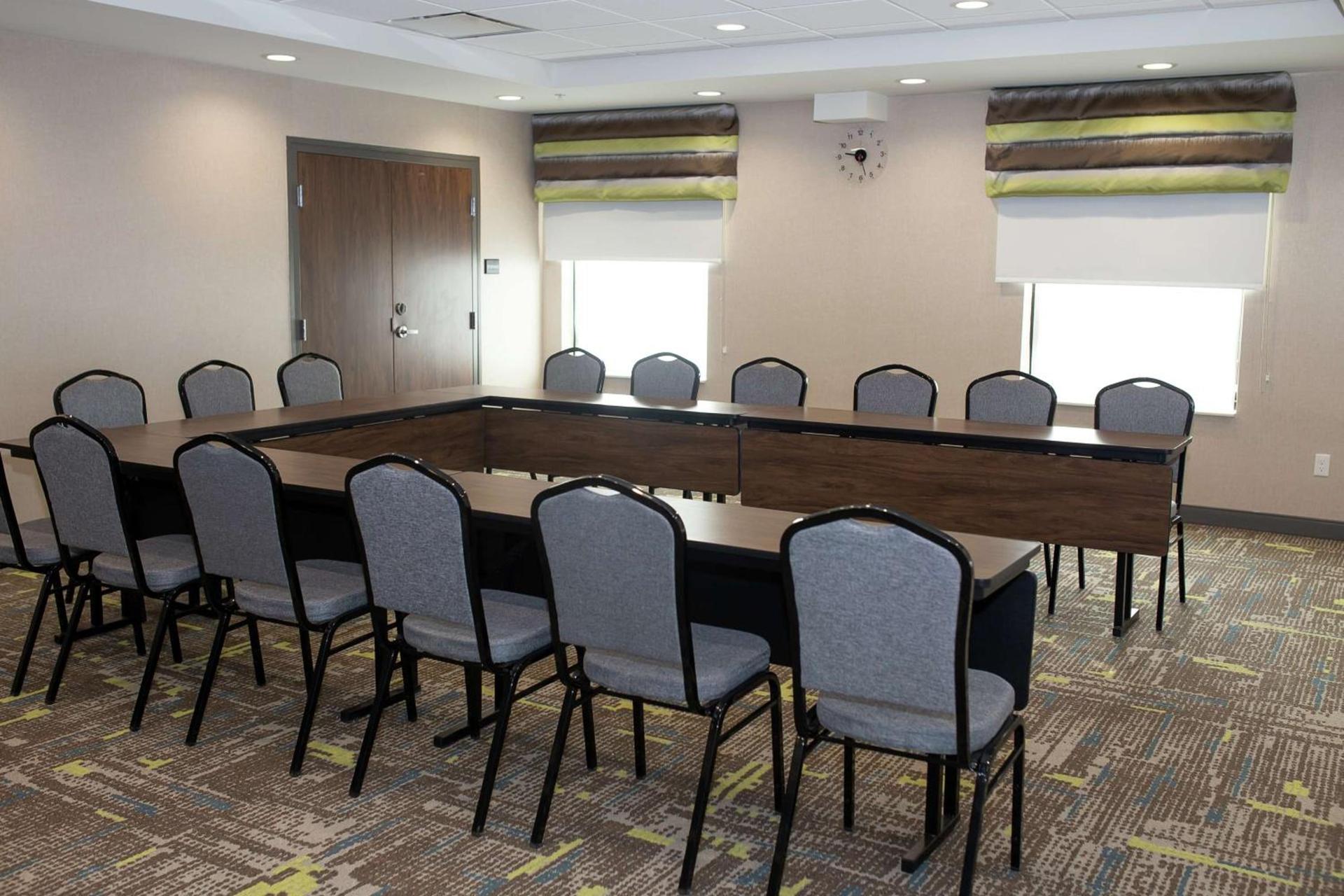 Hampton Inn and Suites Dundee photo 49