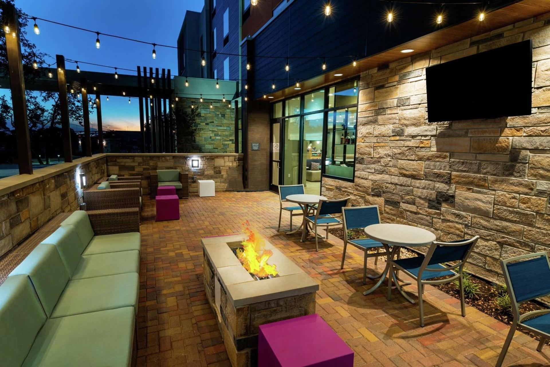 Hilton Garden Inn Cedar Park Austin photo 2