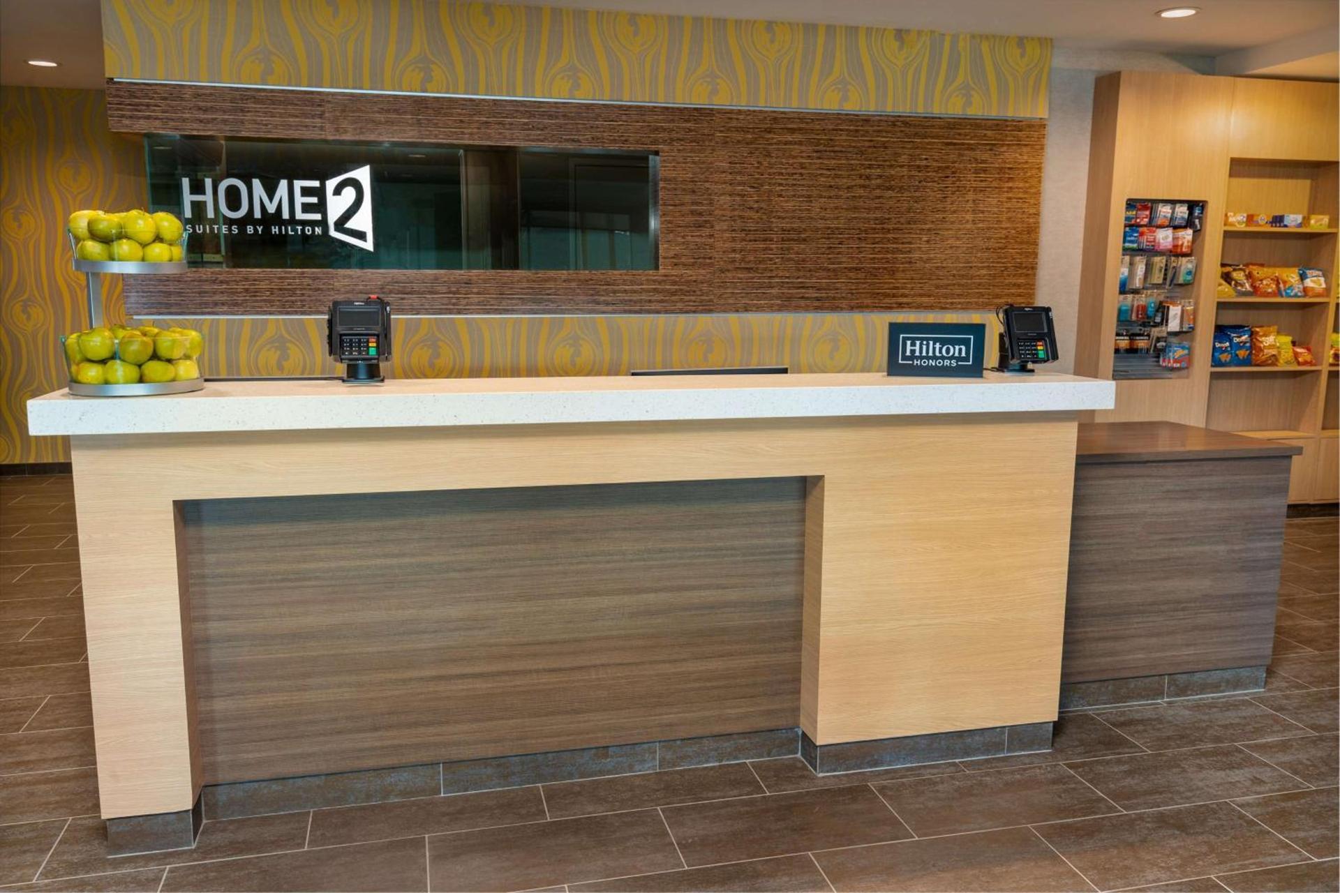 Home2 Suites Bakersfield photo 4