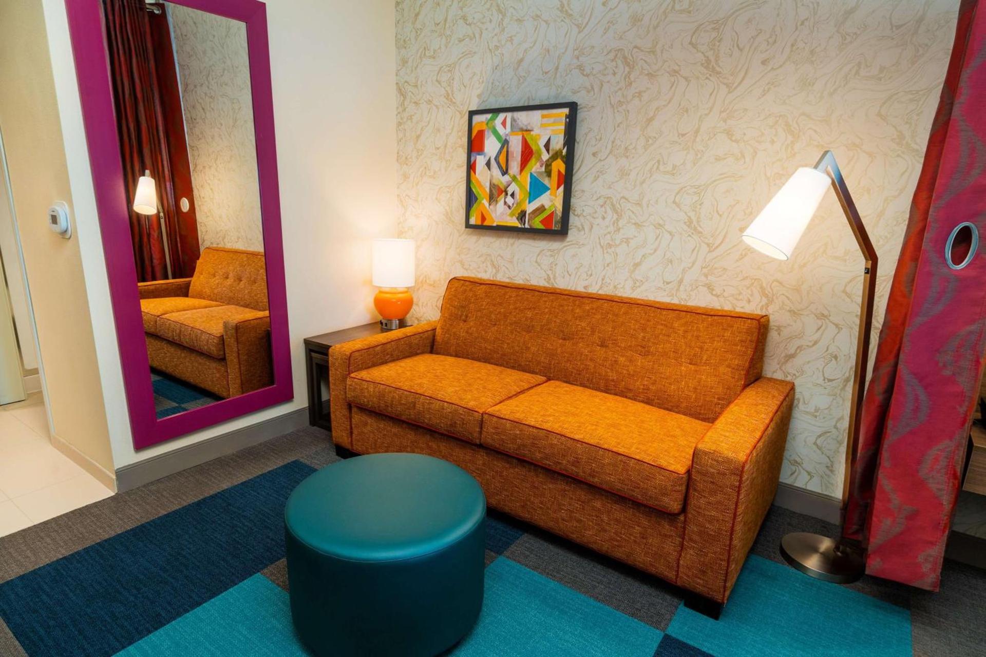 Home2 Suites Bakersfield photo 26