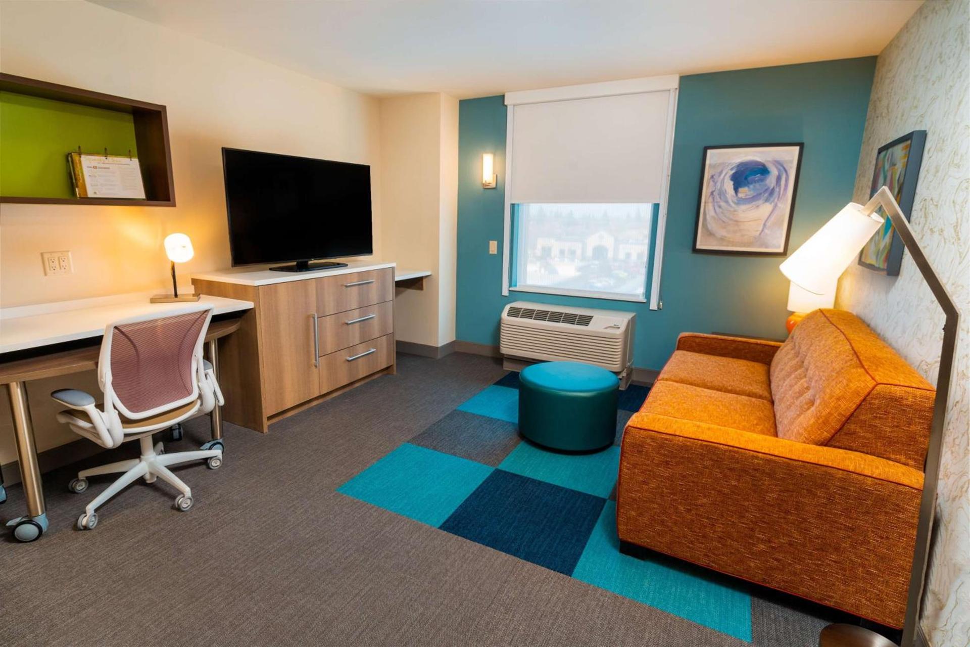 Home2 Suites Bakersfield photo 30