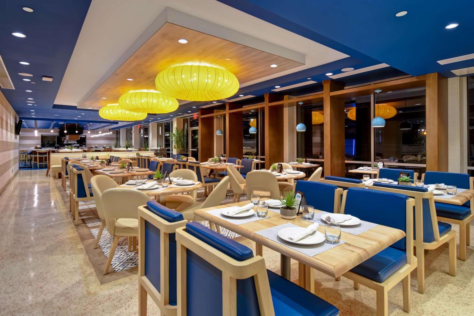 DoubleTree by Hilton Oceanfront Virginia Beach photo 20