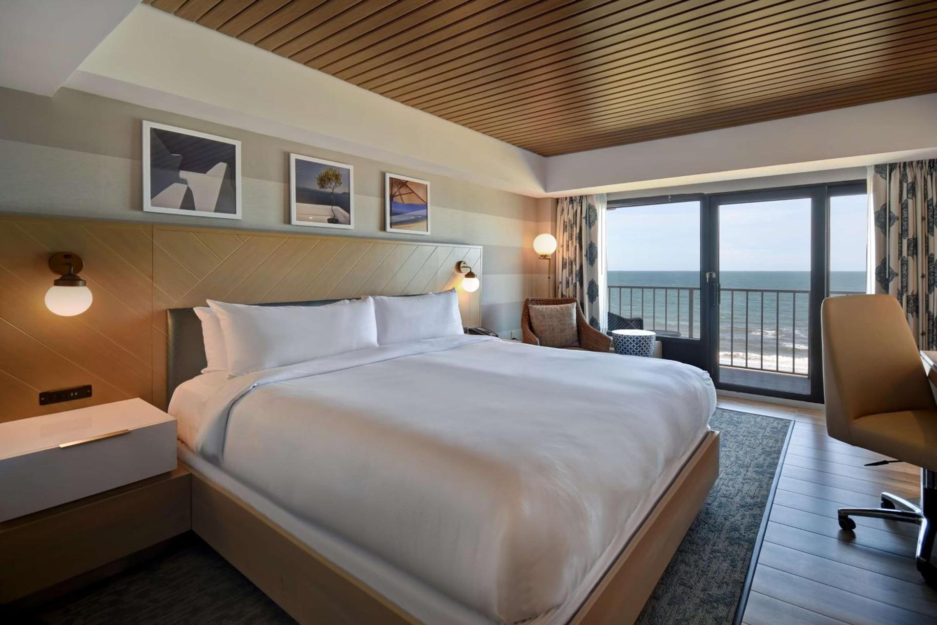 DoubleTree by Hilton Oceanfront Virginia Beach photo 42