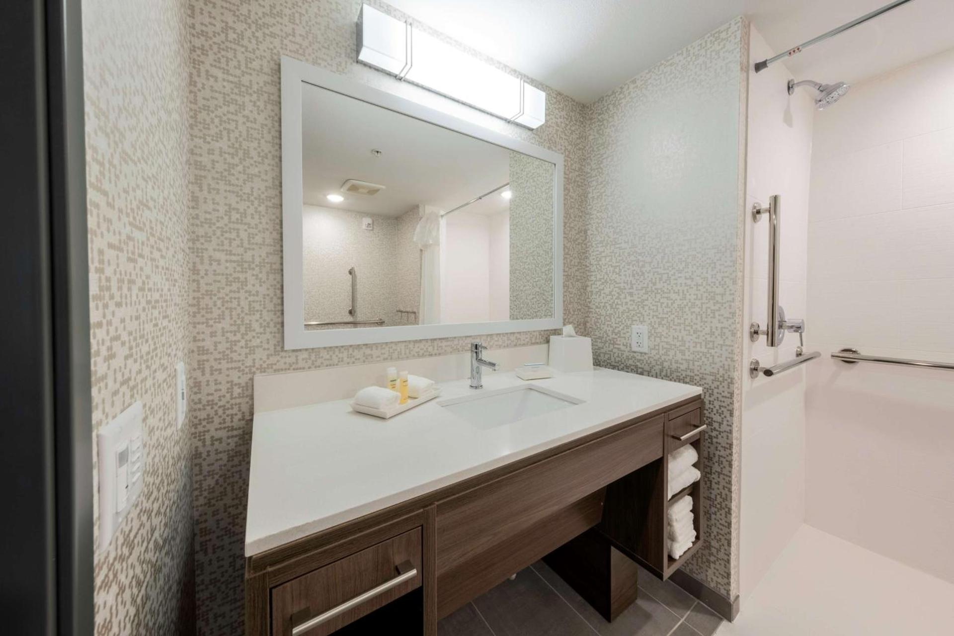 Home2 Suites By Hilton Portland Hillsboro photo 31