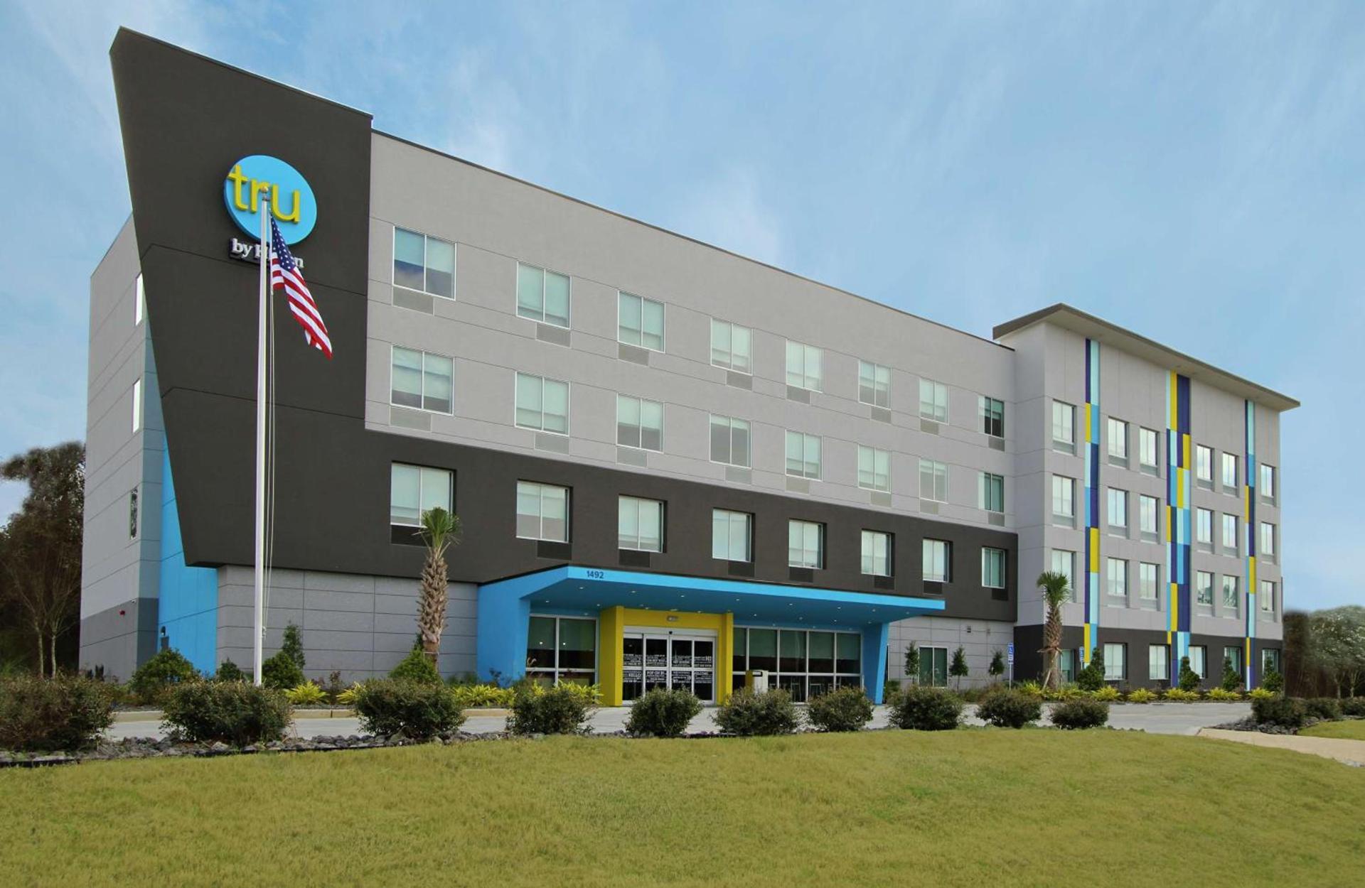 Tru By Hilton Mobile photo 4