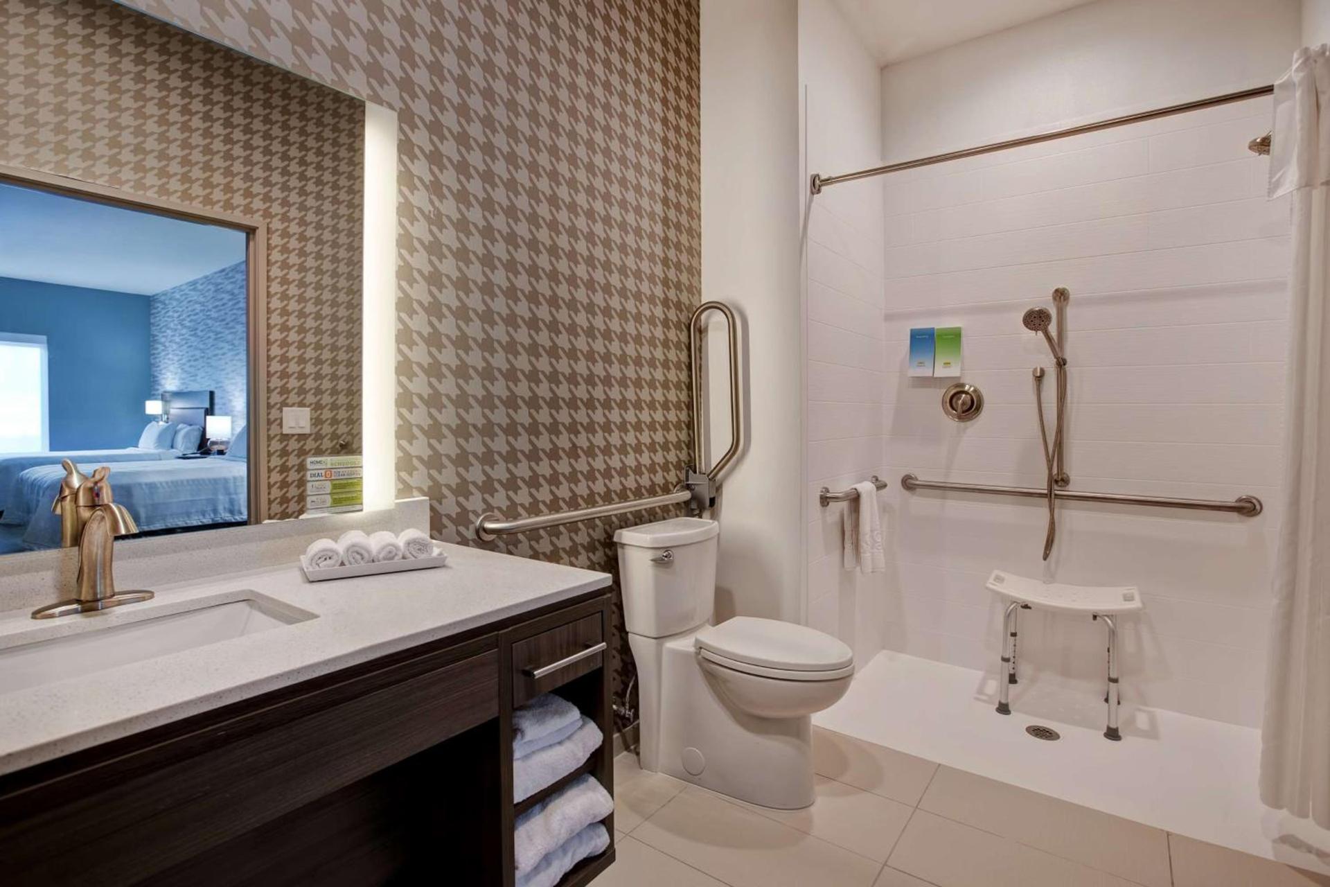 Home2 Suites By Hilton Charlotte Northlake photo 16