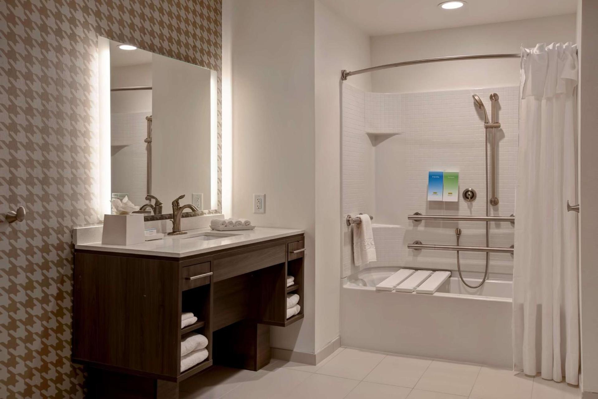 Home2 Suites By Hilton Charlotte Northlake photo 35