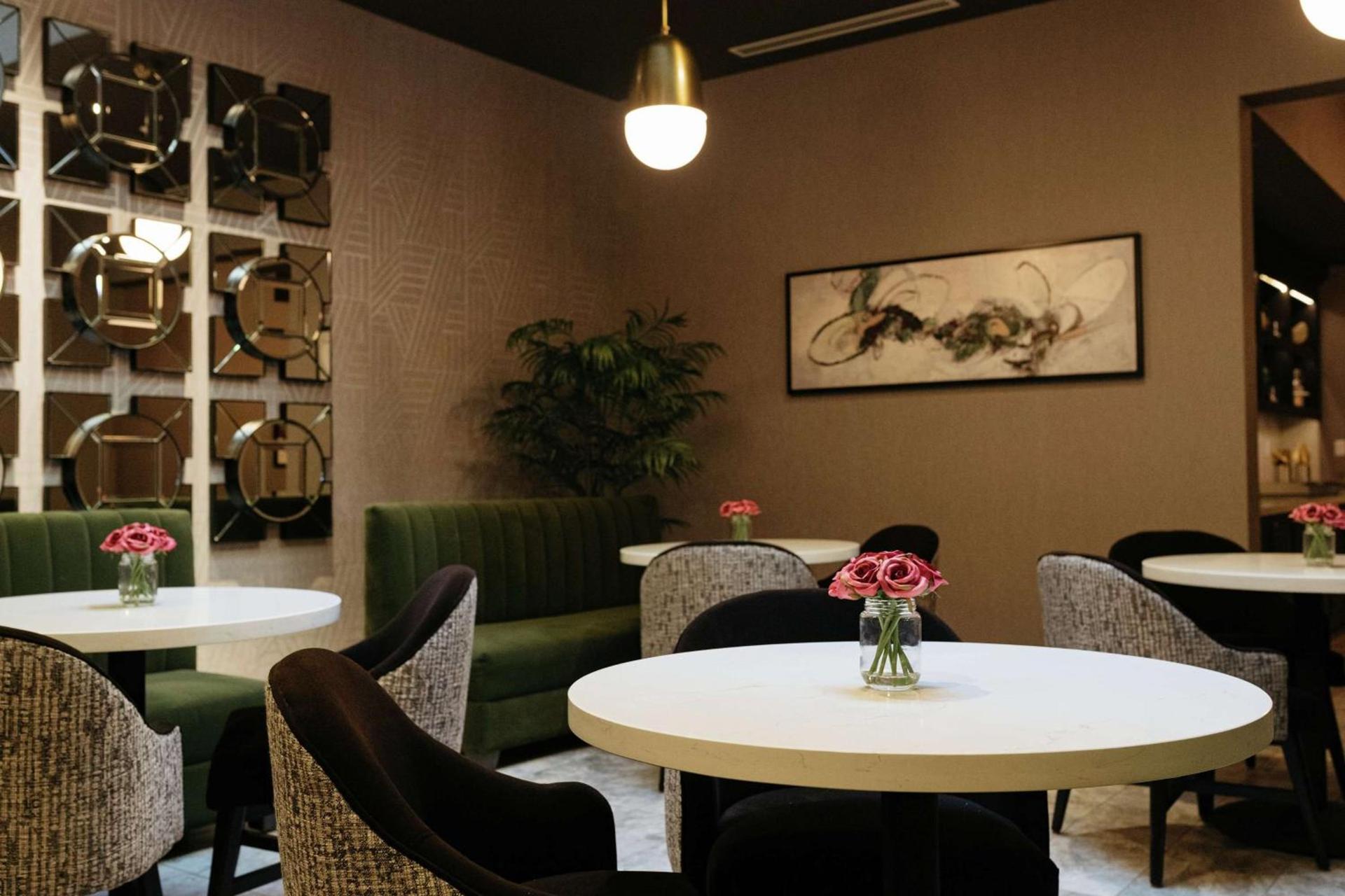 The Axis Moline Hotel, Tapestry Collection By Hilton photo 8