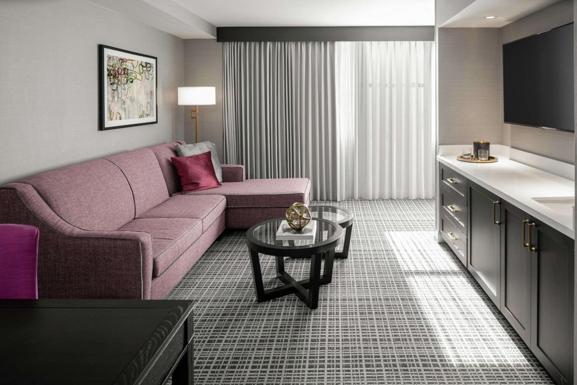 The Axis Moline Hotel, Tapestry Collection By Hilton photo 21