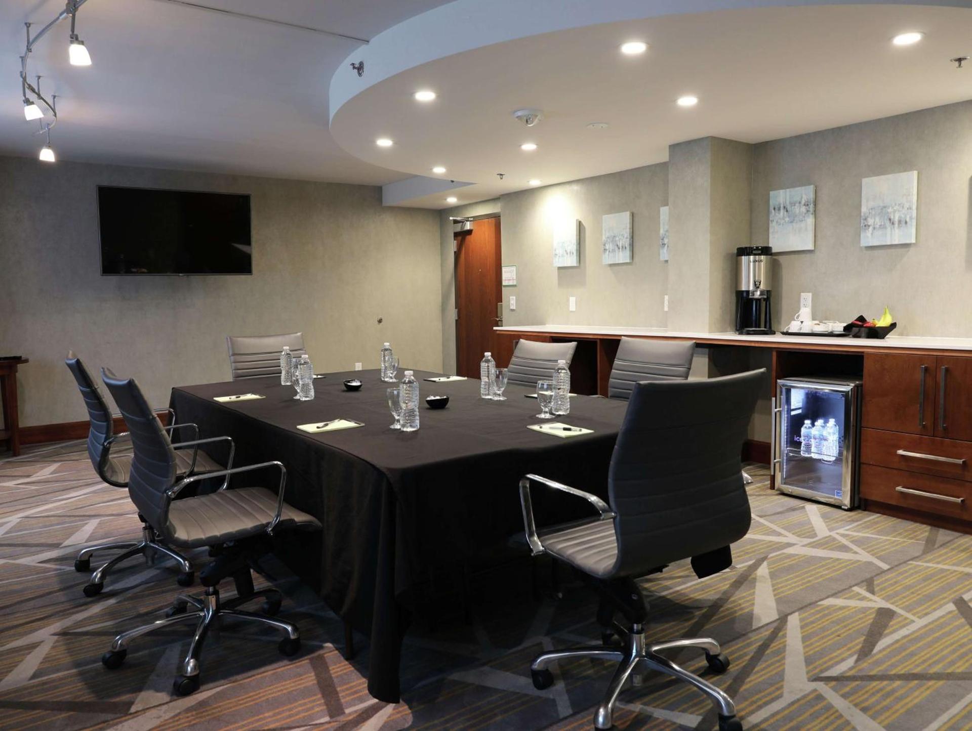 Doubletree By Hilton Omaha Southwest, Ne photo 27