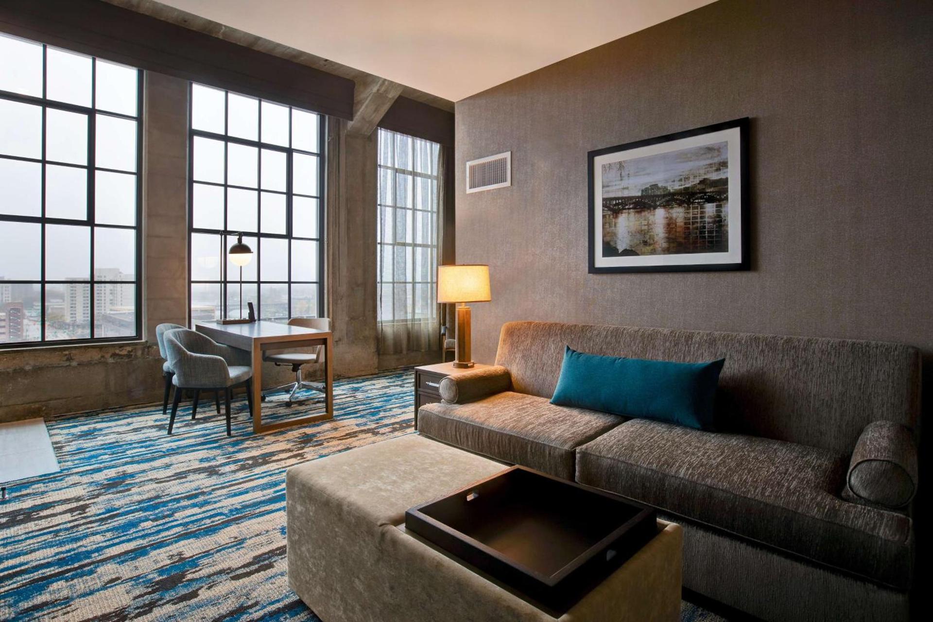 Embassy Suites By Hilton Rockford Riverfront photo 24