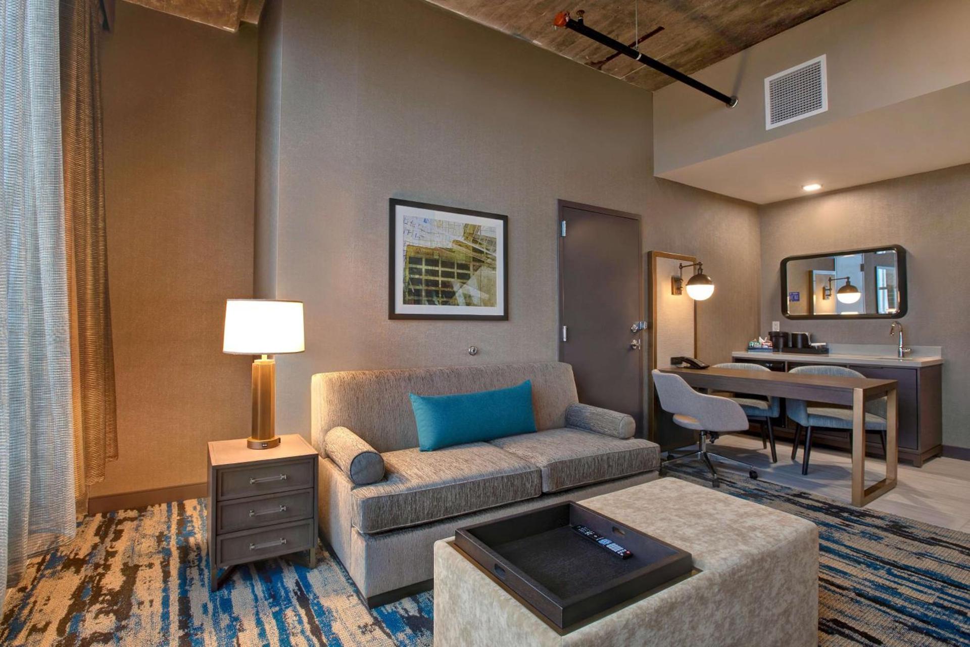 Embassy Suites By Hilton Rockford Riverfront photo 32
