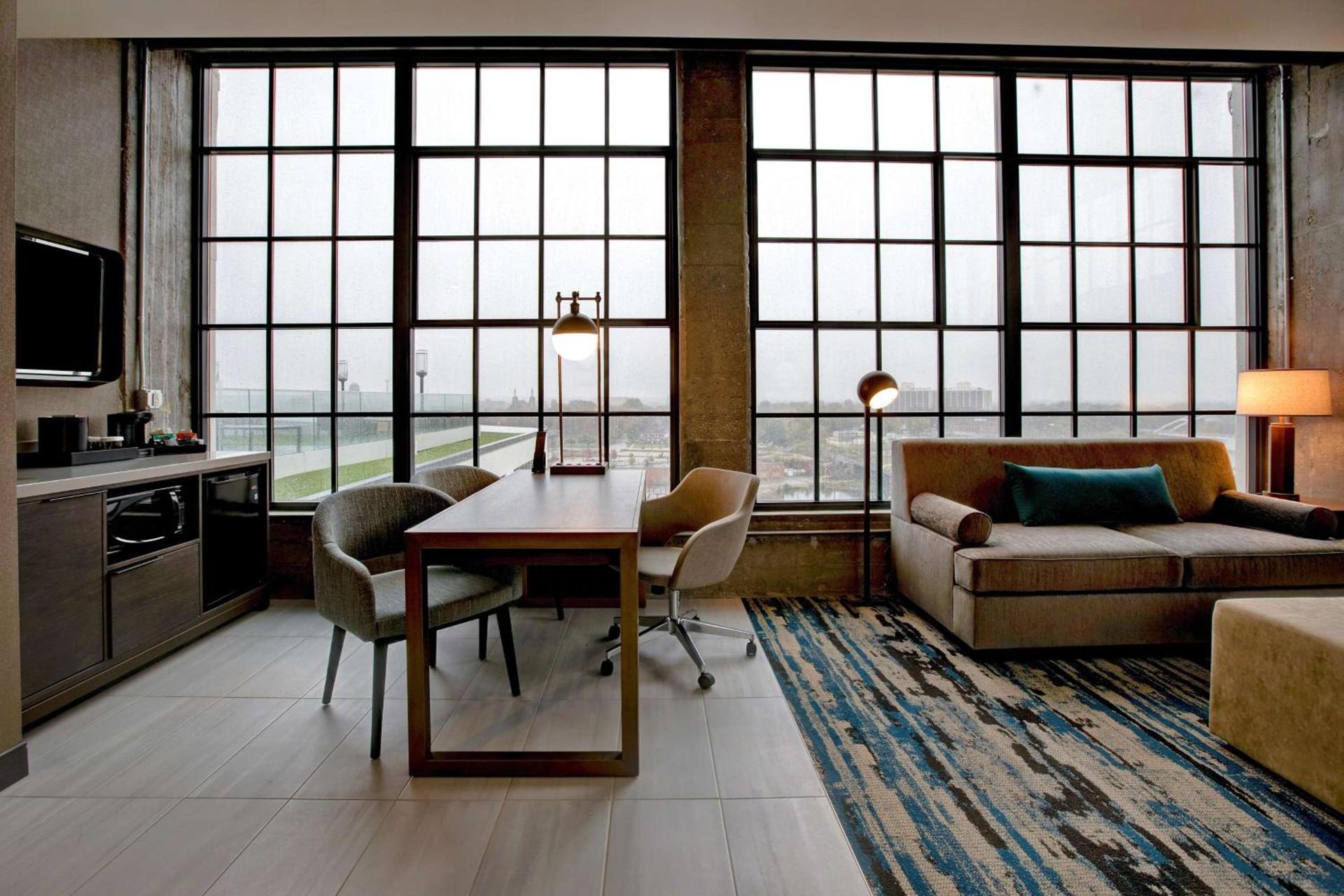 Embassy Suites By Hilton Rockford Riverfront photo 42
