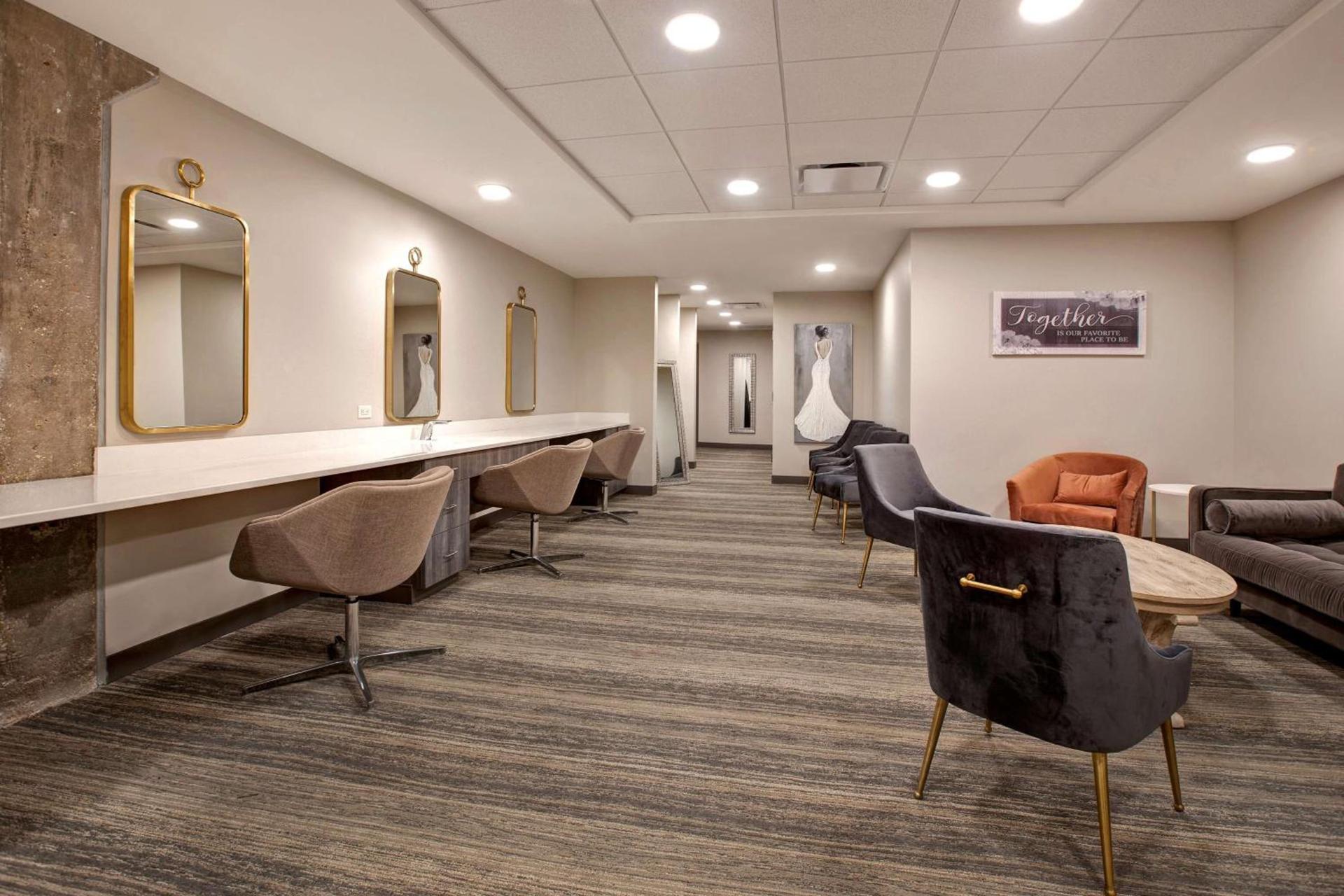 Embassy Suites By Hilton Rockford Riverfront photo 51