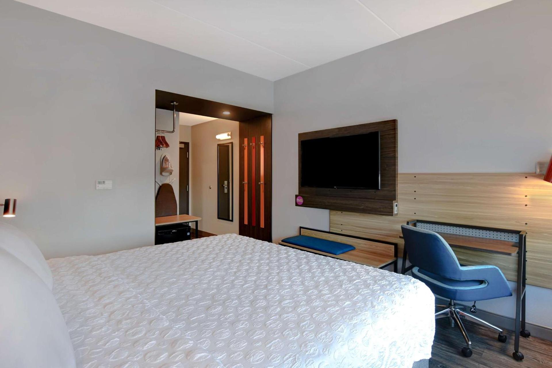 Tru By Hilton Columbia Greystone photo 33
