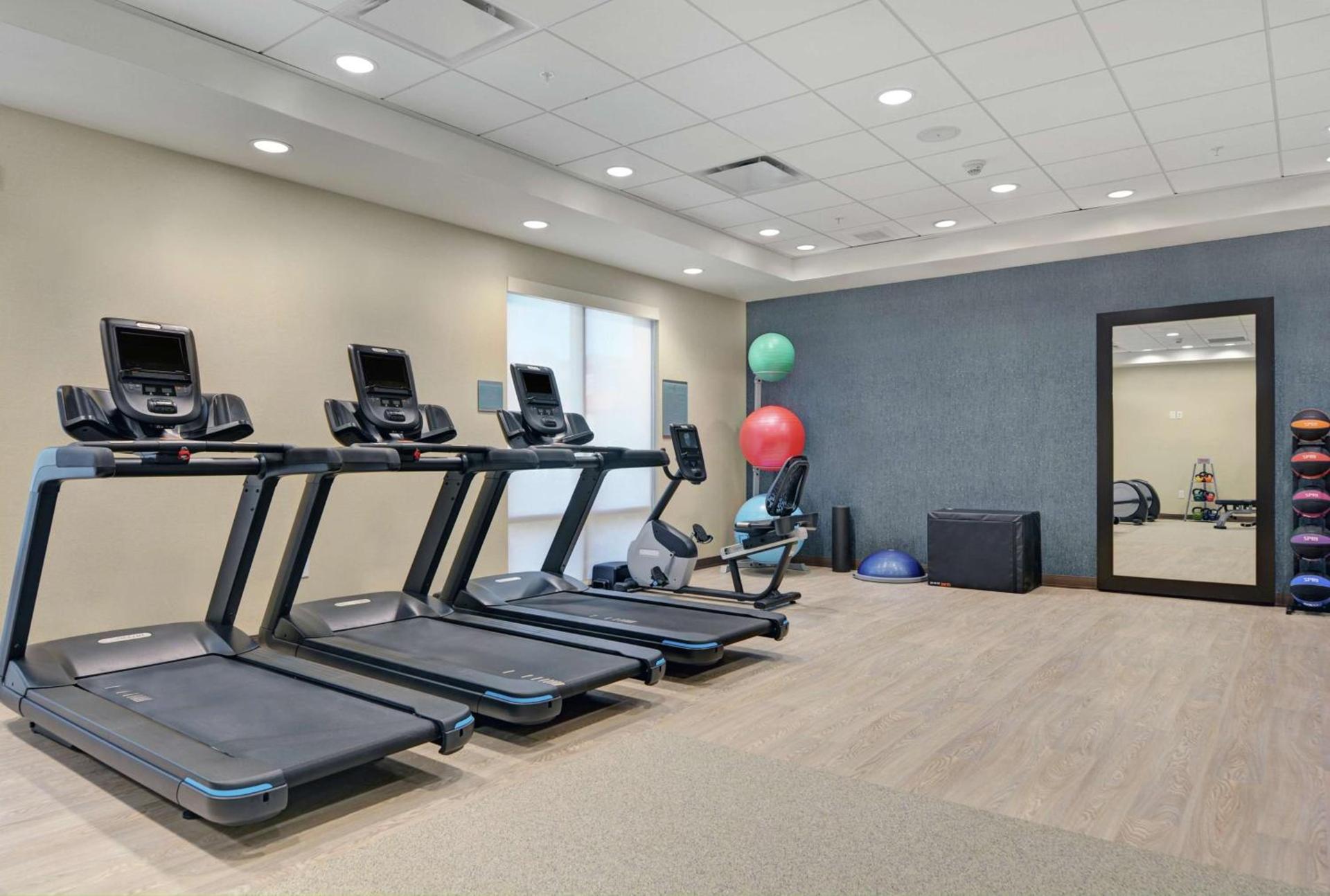 Home2 Suites By Hilton Charleston Daniel Island, Sc photo 22
