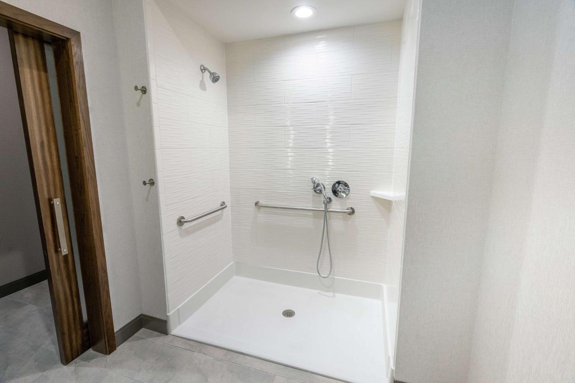 Hilton Garden Inn Wichita Downtown, Ks photo 32