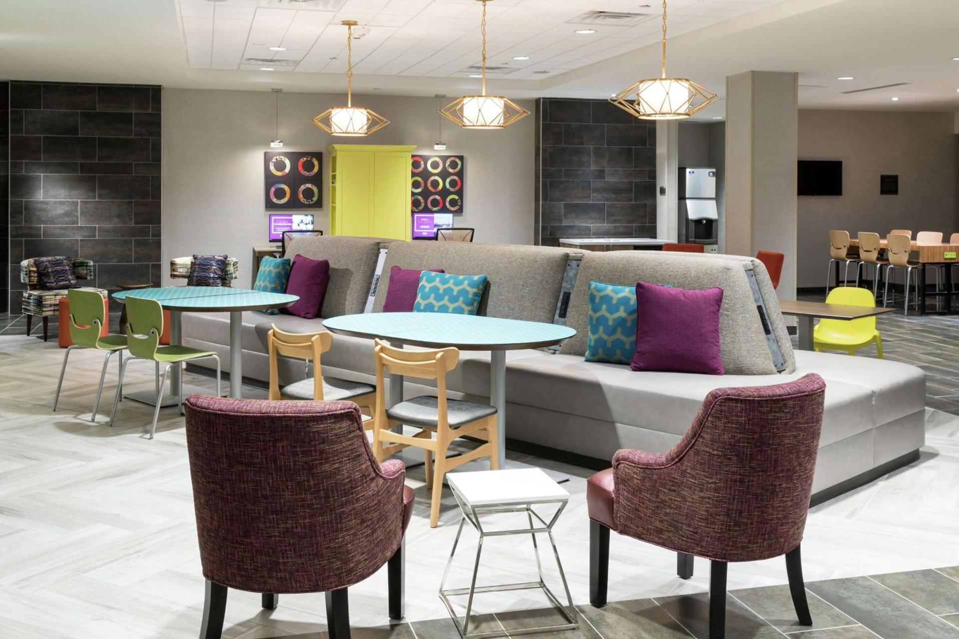 Home2 Suites By Hilton Jacksonville Airport photo 11