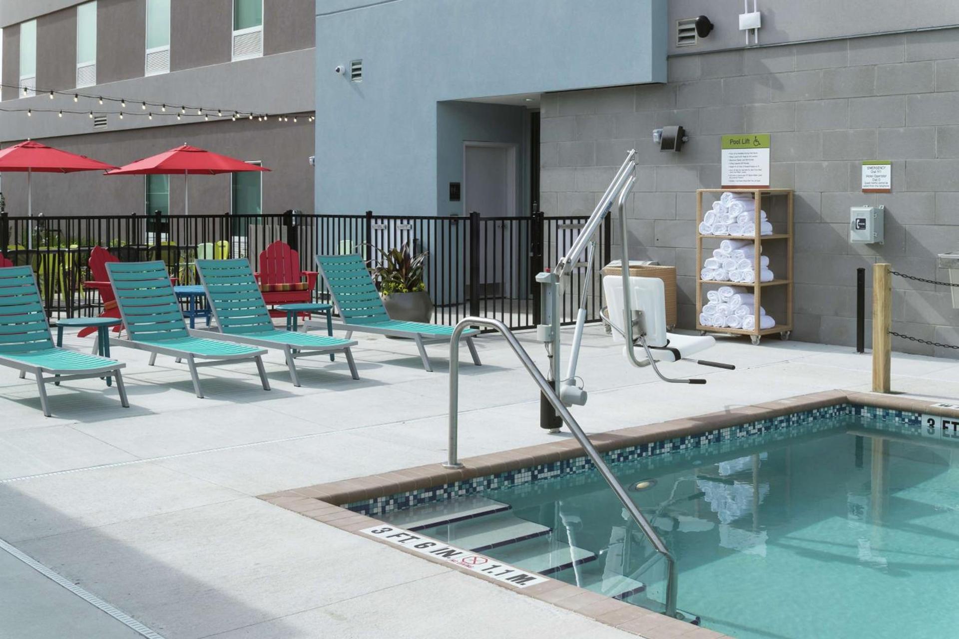 Home2 Suites By Hilton Jacksonville Airport photo 16