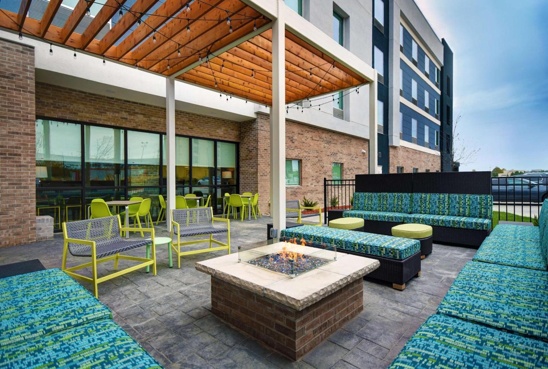 Home2 Suites by Hilton Liberty NE Kansas City, MO photo 5